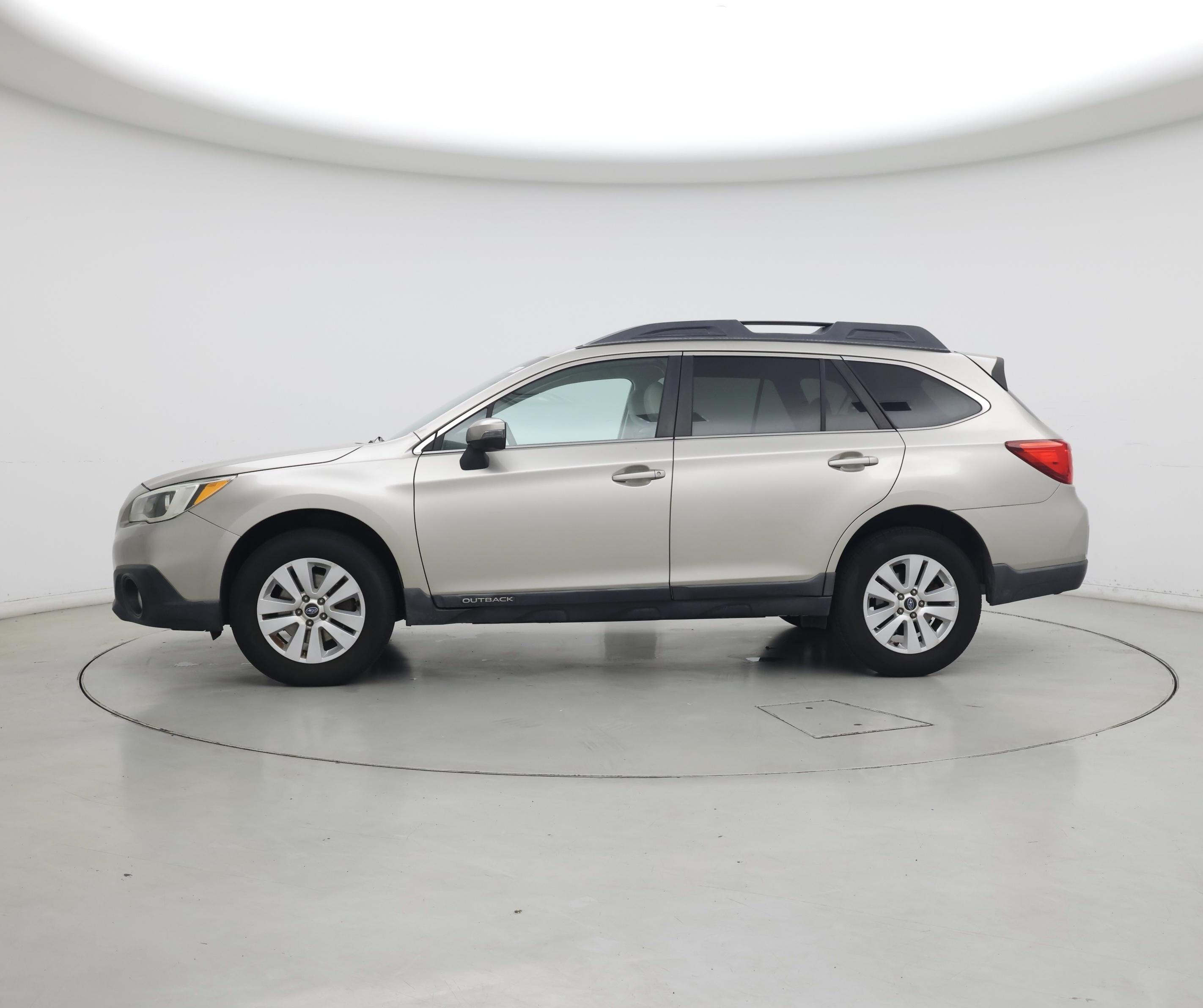 Thumbnail: 2015 Subaru Outback - 3