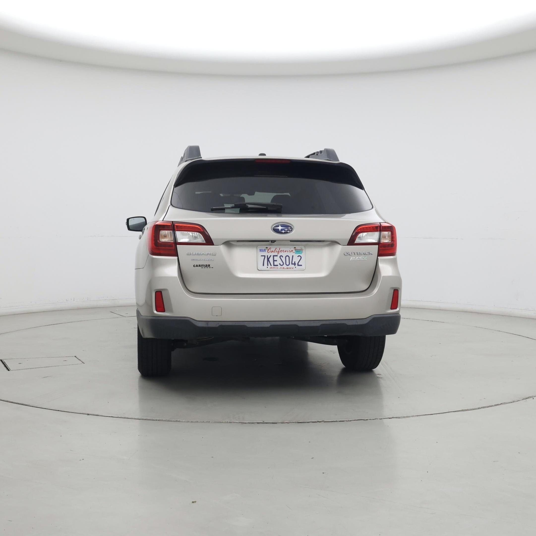 Thumbnail: 2015 Subaru Outback - 6