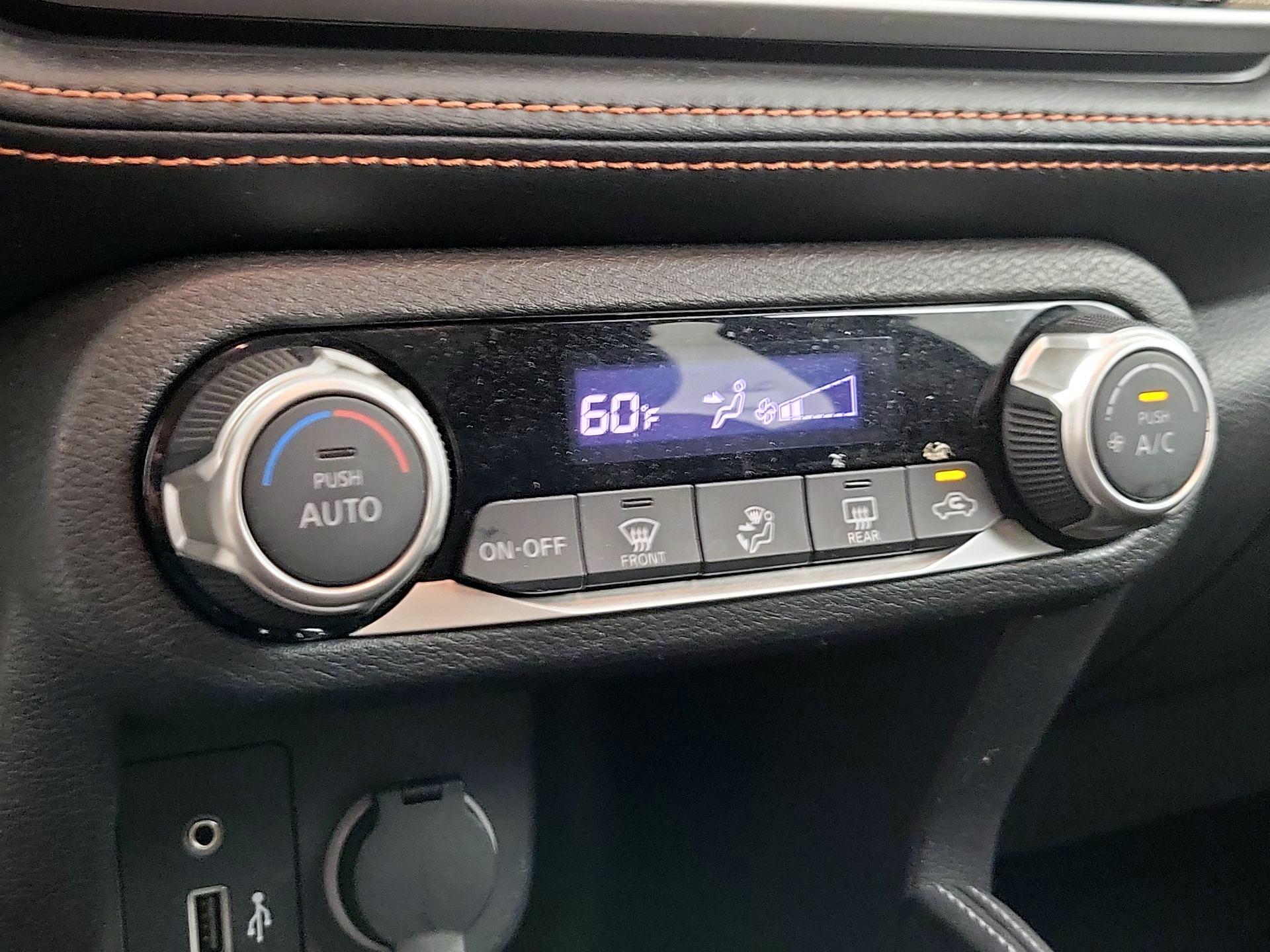 Thumbnail: 2018 Nissan Kicks - 16
