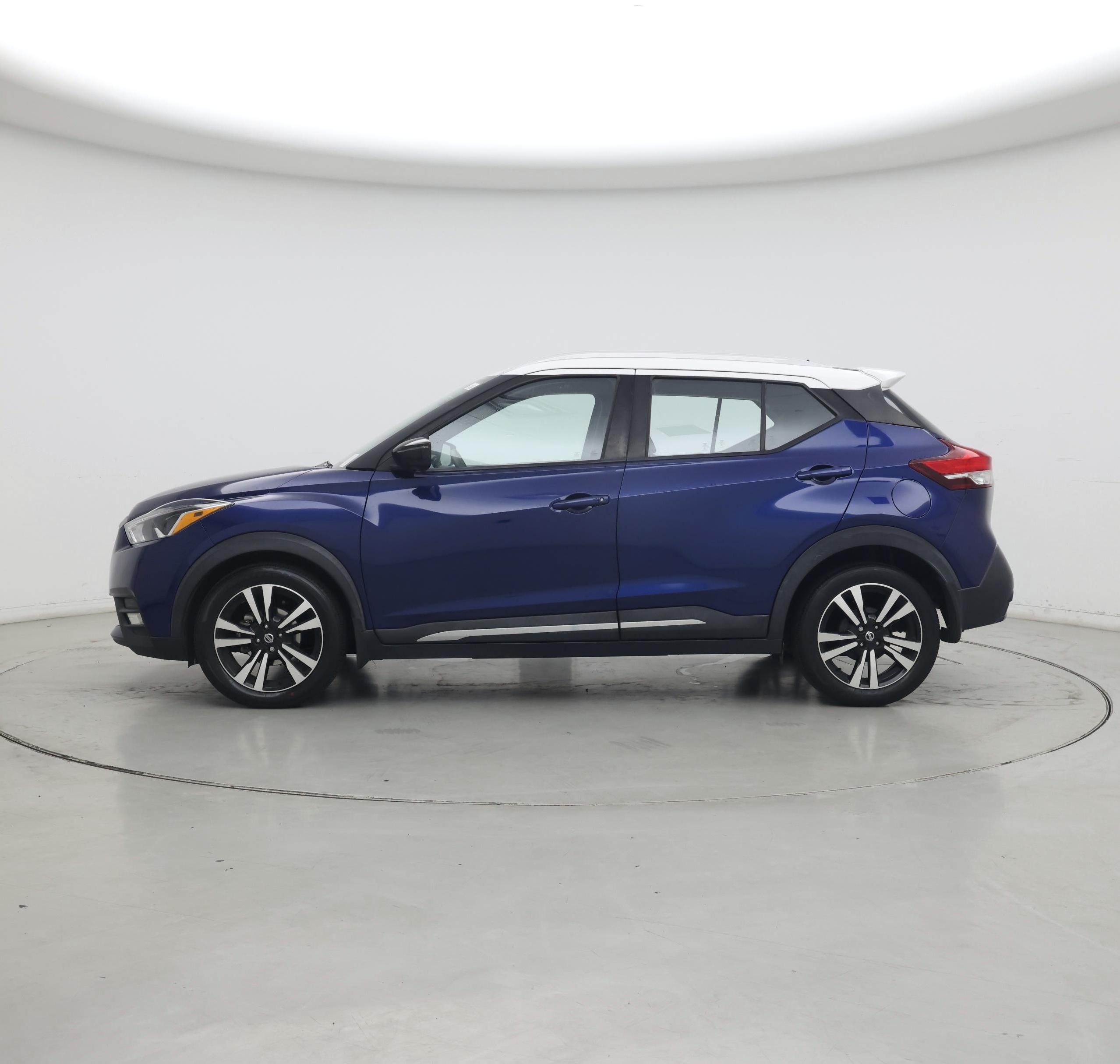 Thumbnail: 2018 Nissan Kicks - 3