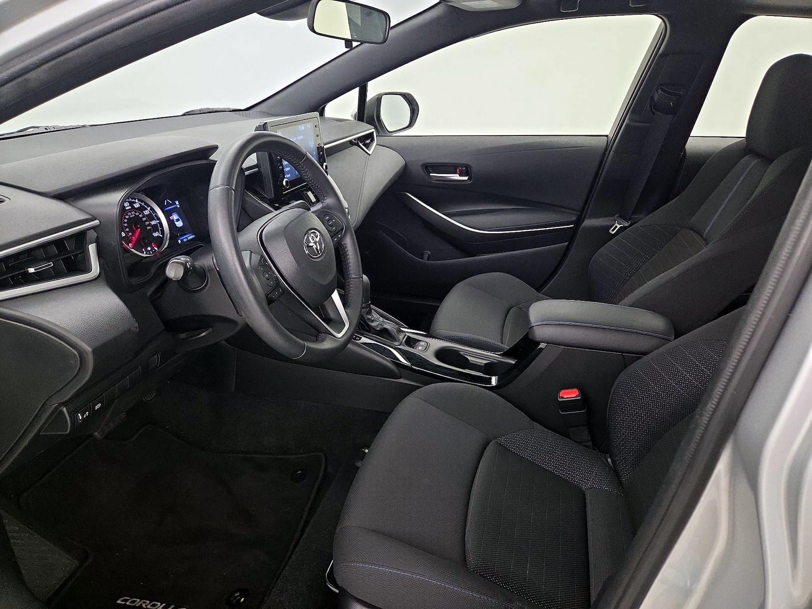 2022 Toyota Corolla SE - Photo 12