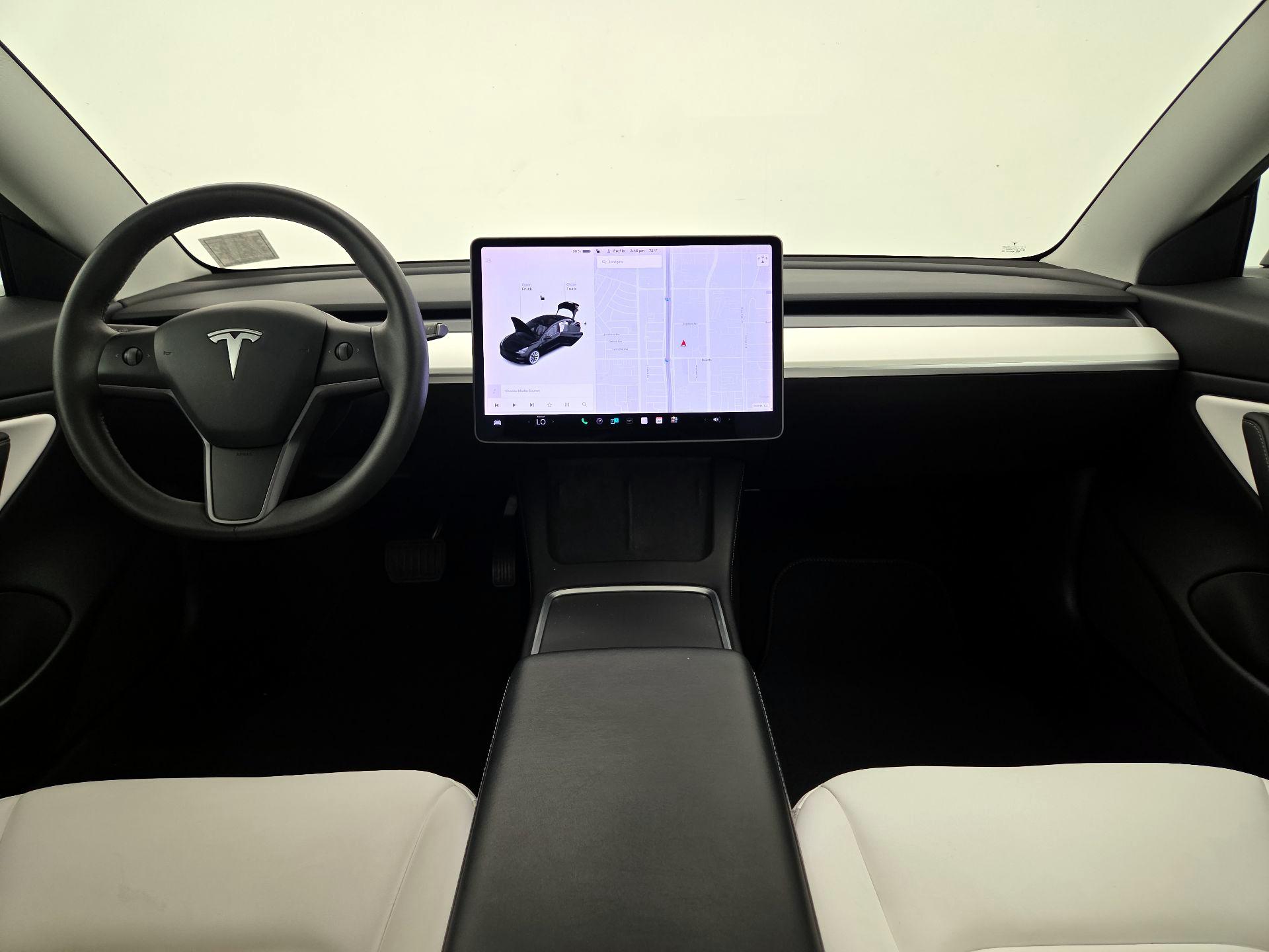 Thumbnail: 2021 Tesla Model 3 - 9
