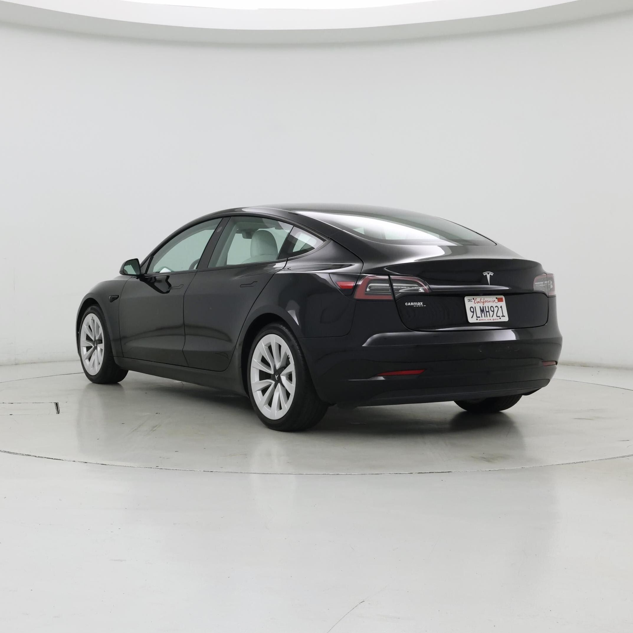 Thumbnail: 2021 Tesla Model 3 - 2