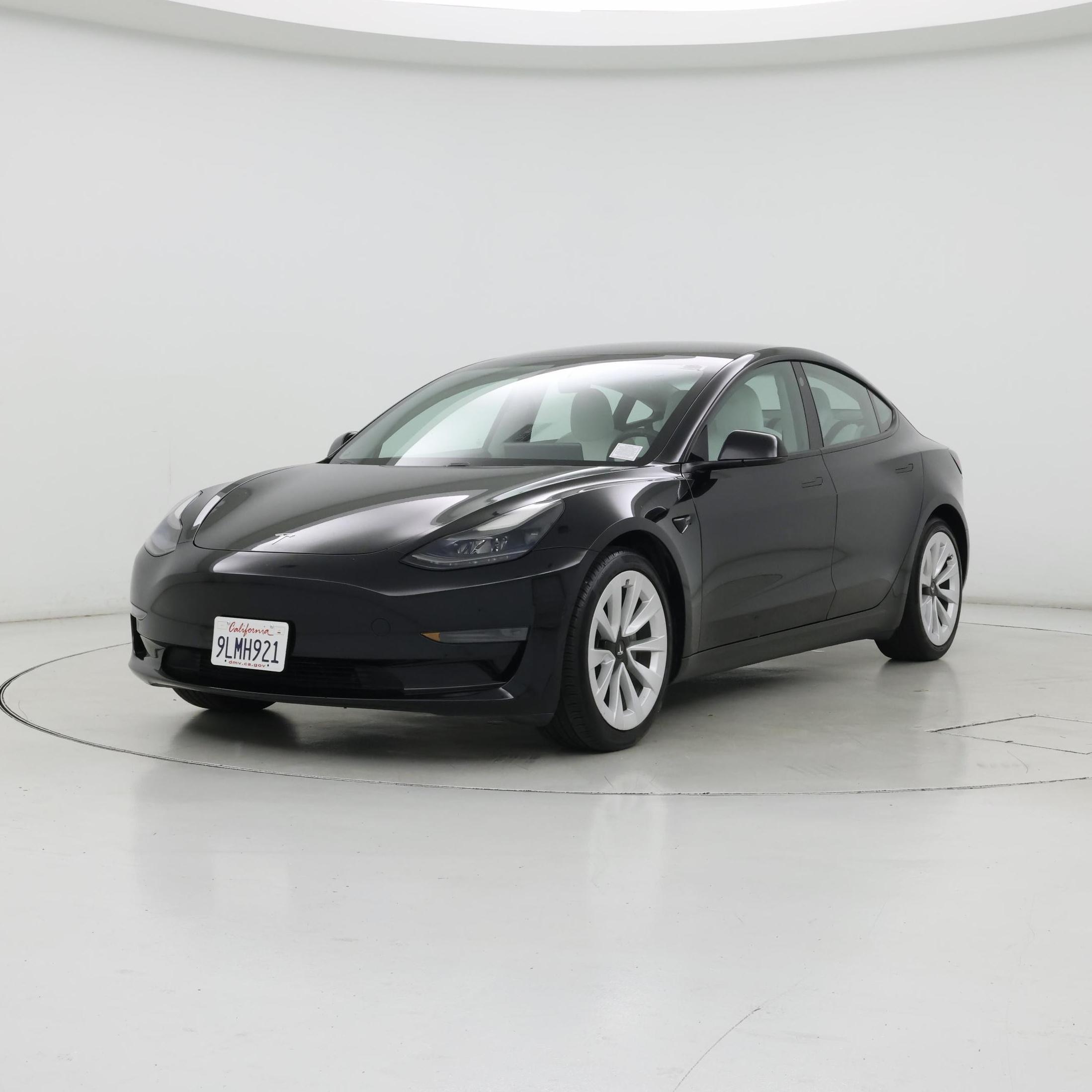 Thumbnail: 2021 Tesla Model 3 - 4