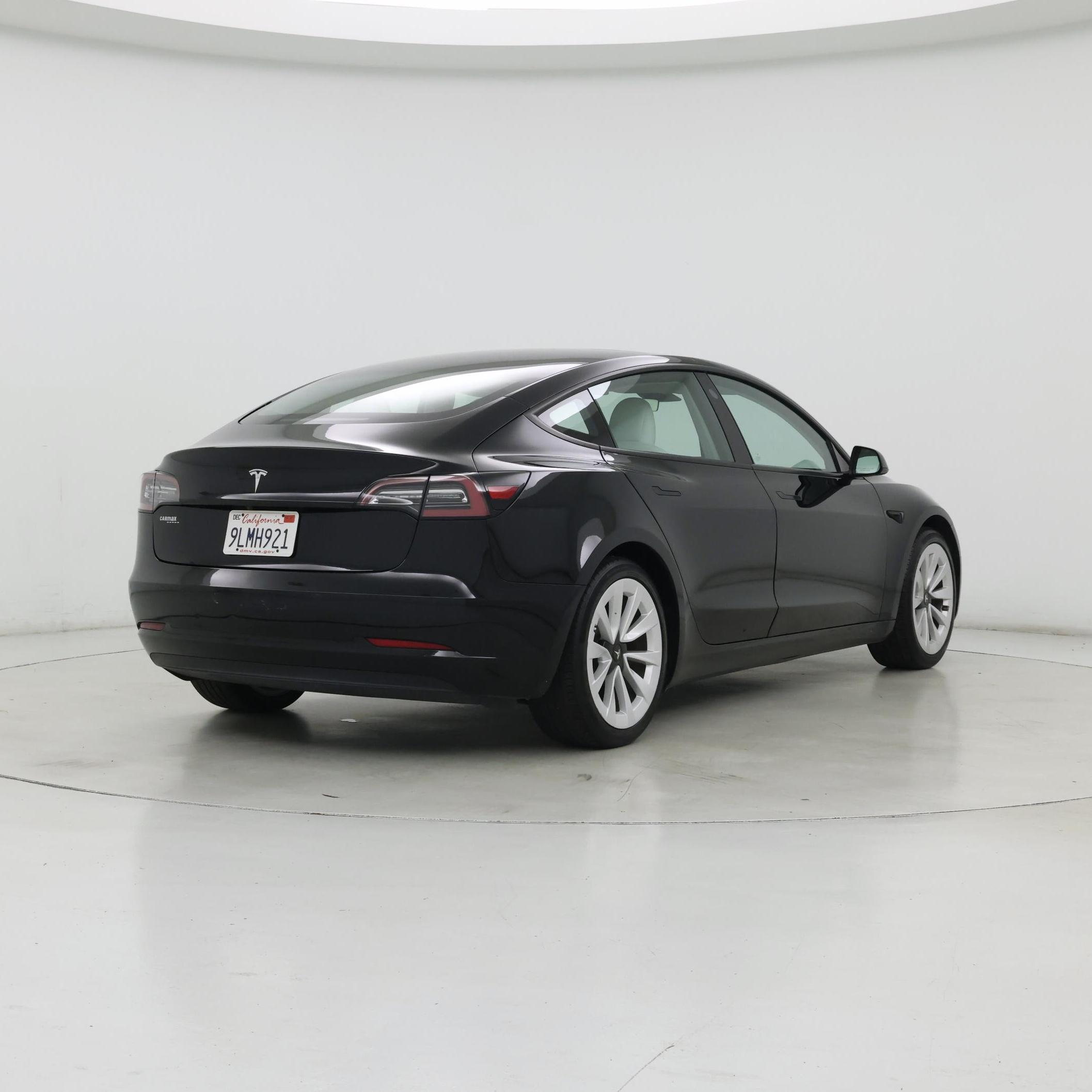 Thumbnail: 2021 Tesla Model 3 - 8
