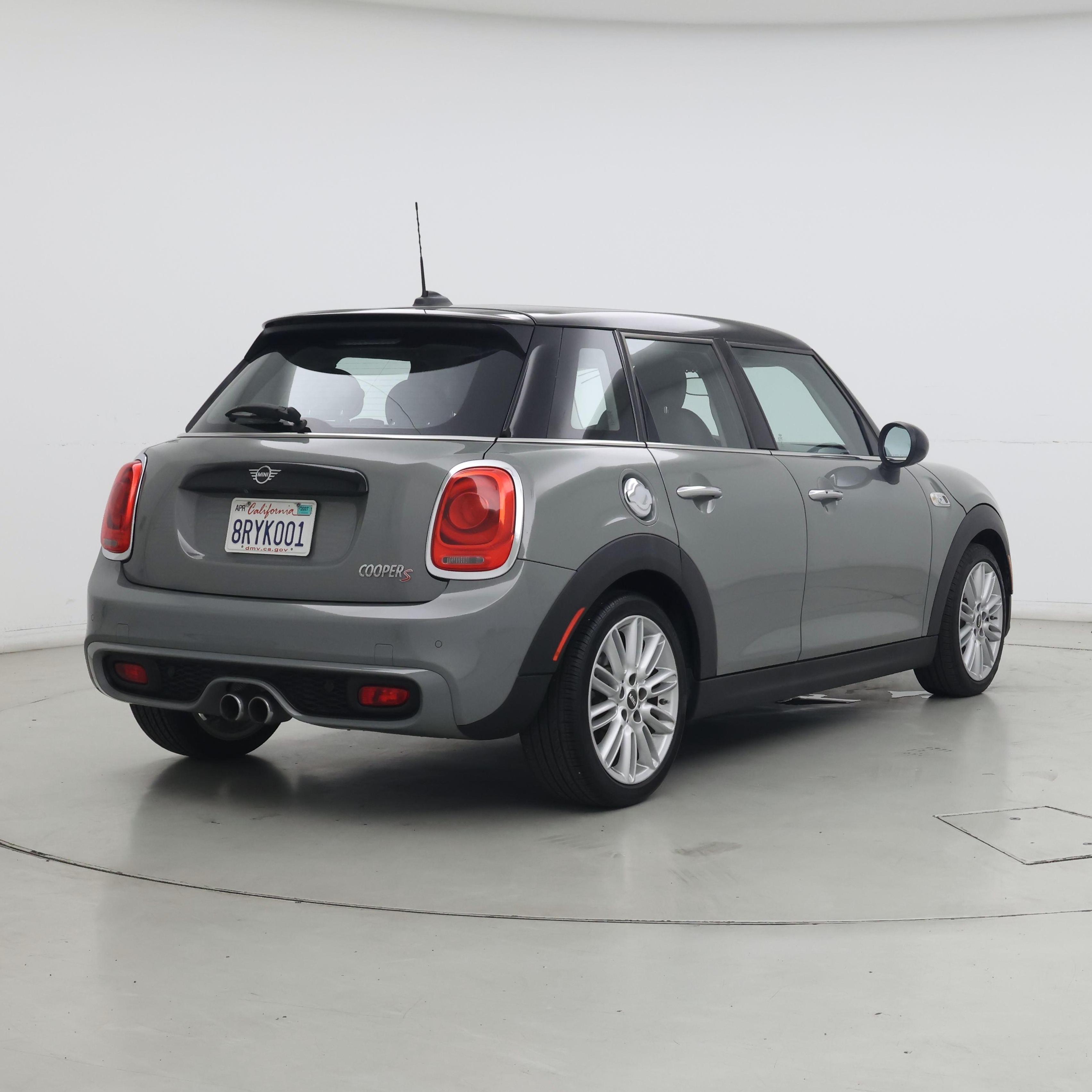 Thumbnail: 2019 MINI Cooper Hardtop - 8