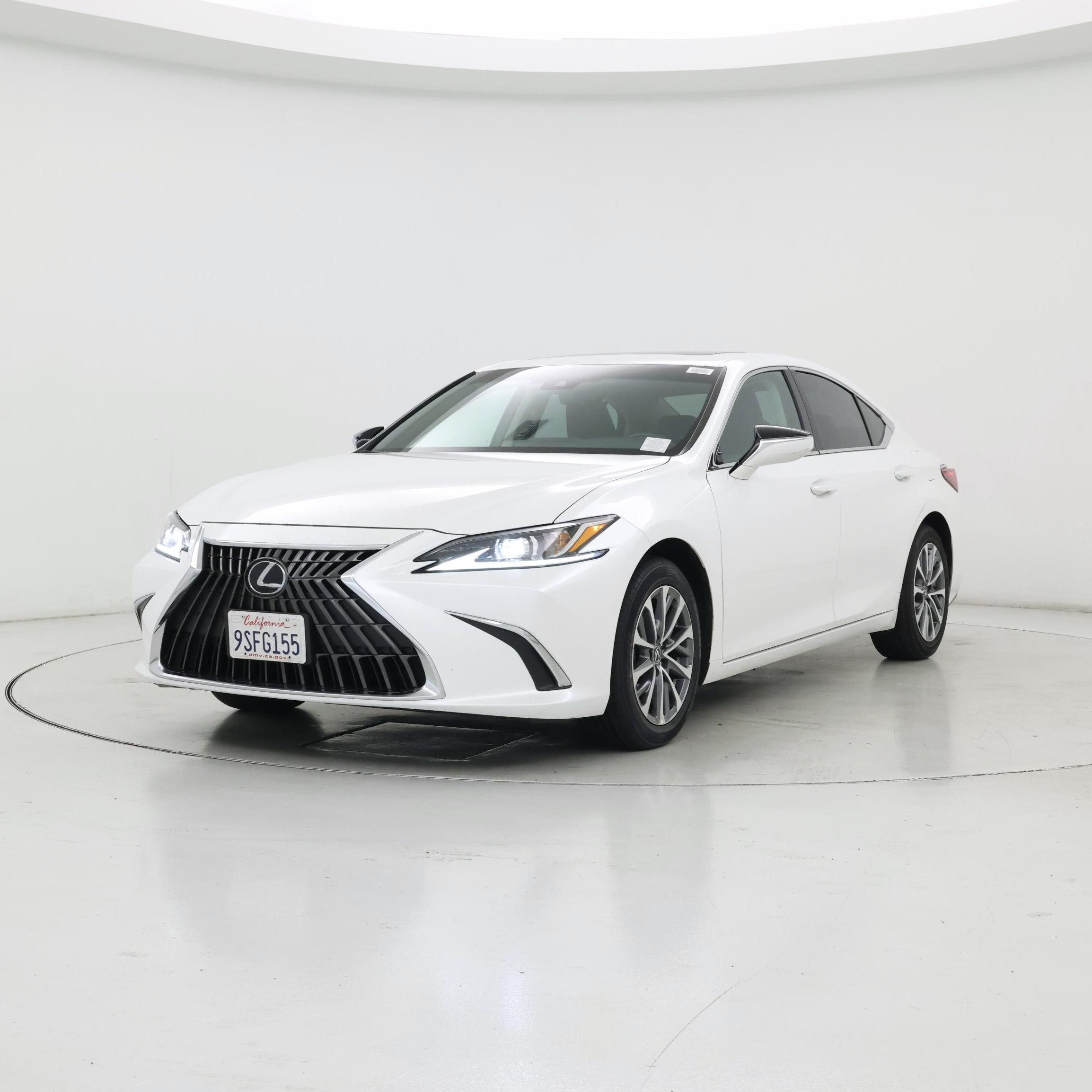 Thumbnail: 2025 Lexus ES - 4