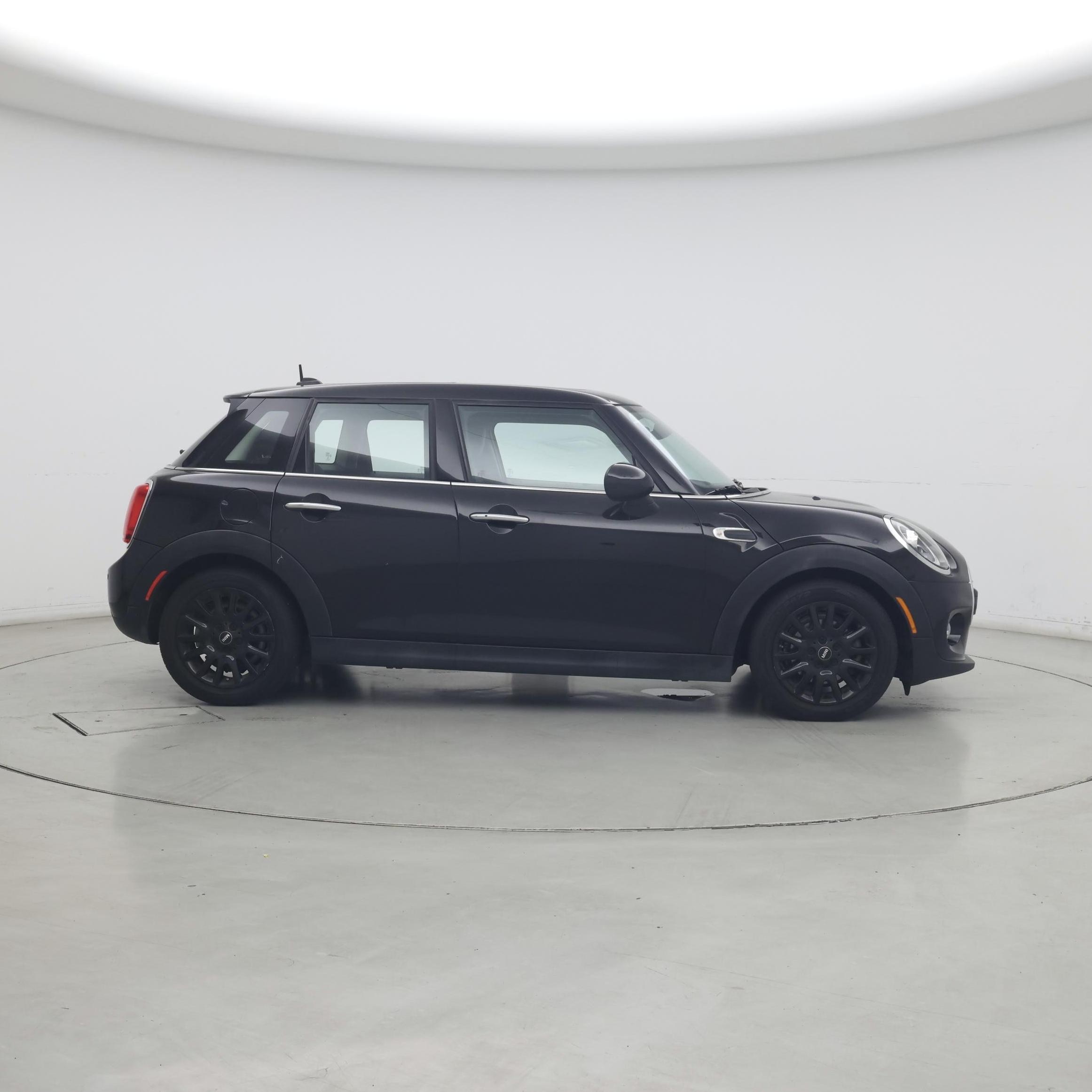 Thumbnail: 2019 MINI Cooper Hardtop - 7