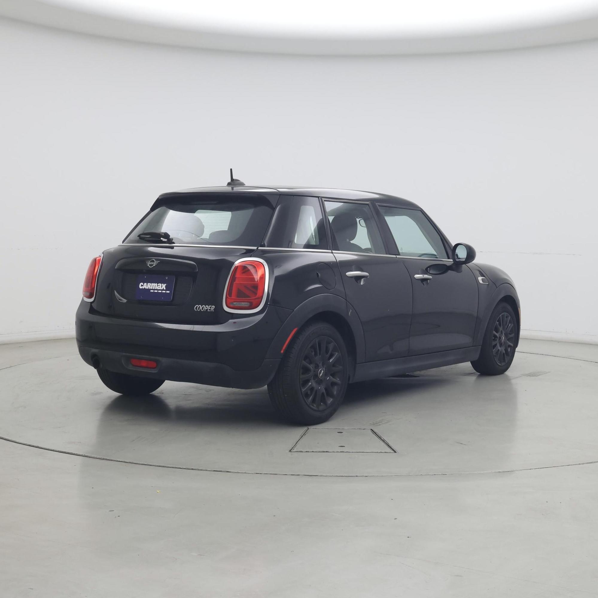 Thumbnail: 2019 MINI Cooper Hardtop - 8