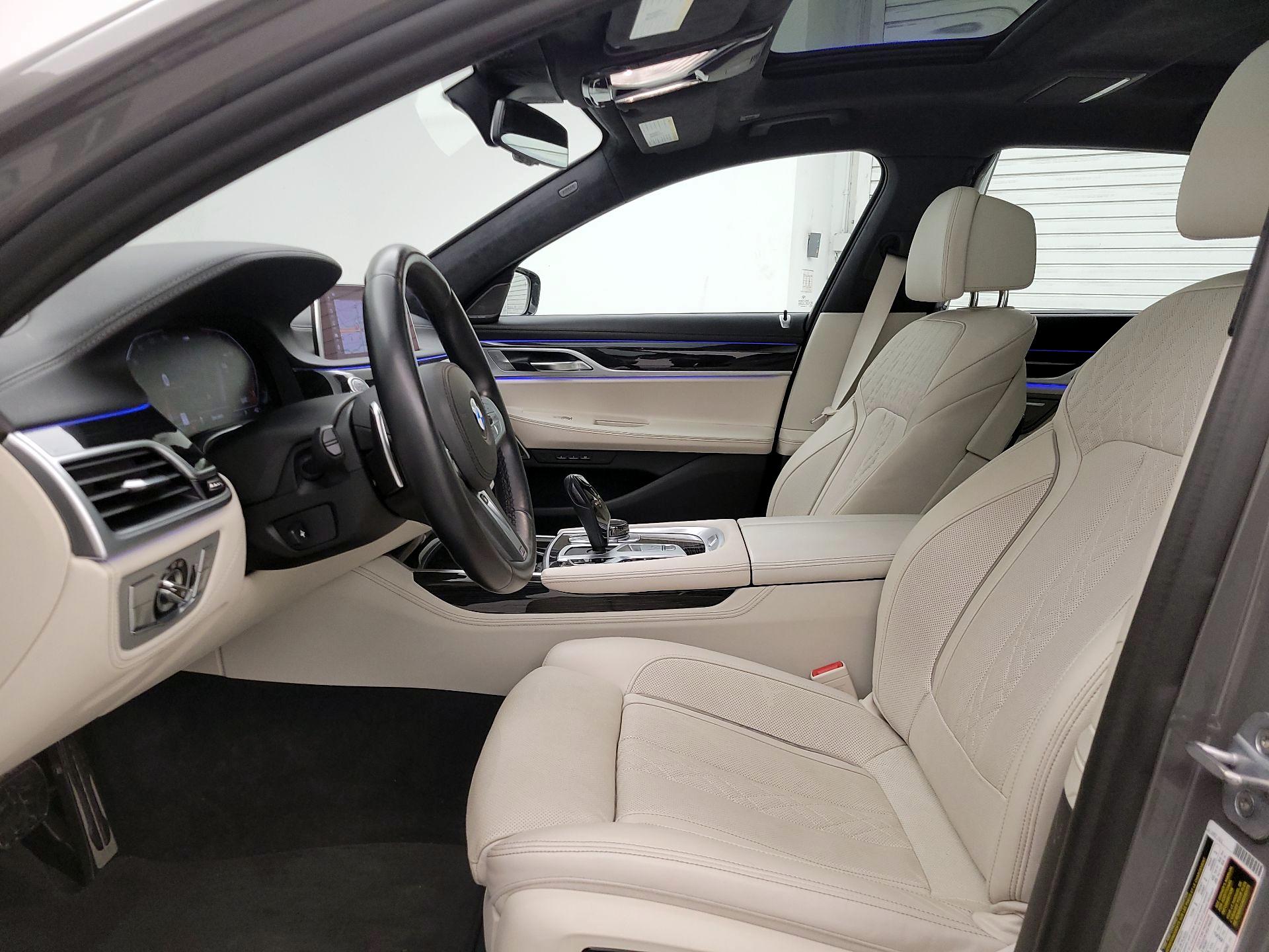 Thumbnail: 2020 BMW 7 Series - 11