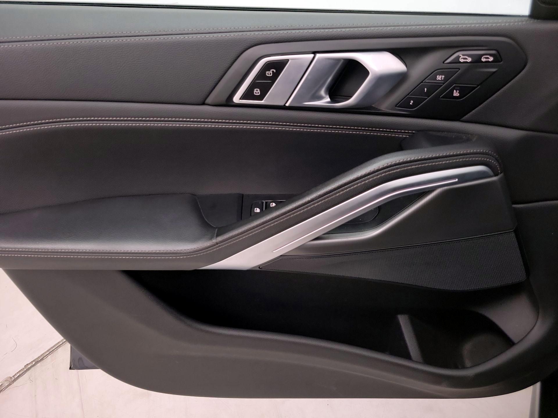 Thumbnail: 2022 BMW X6 - 12