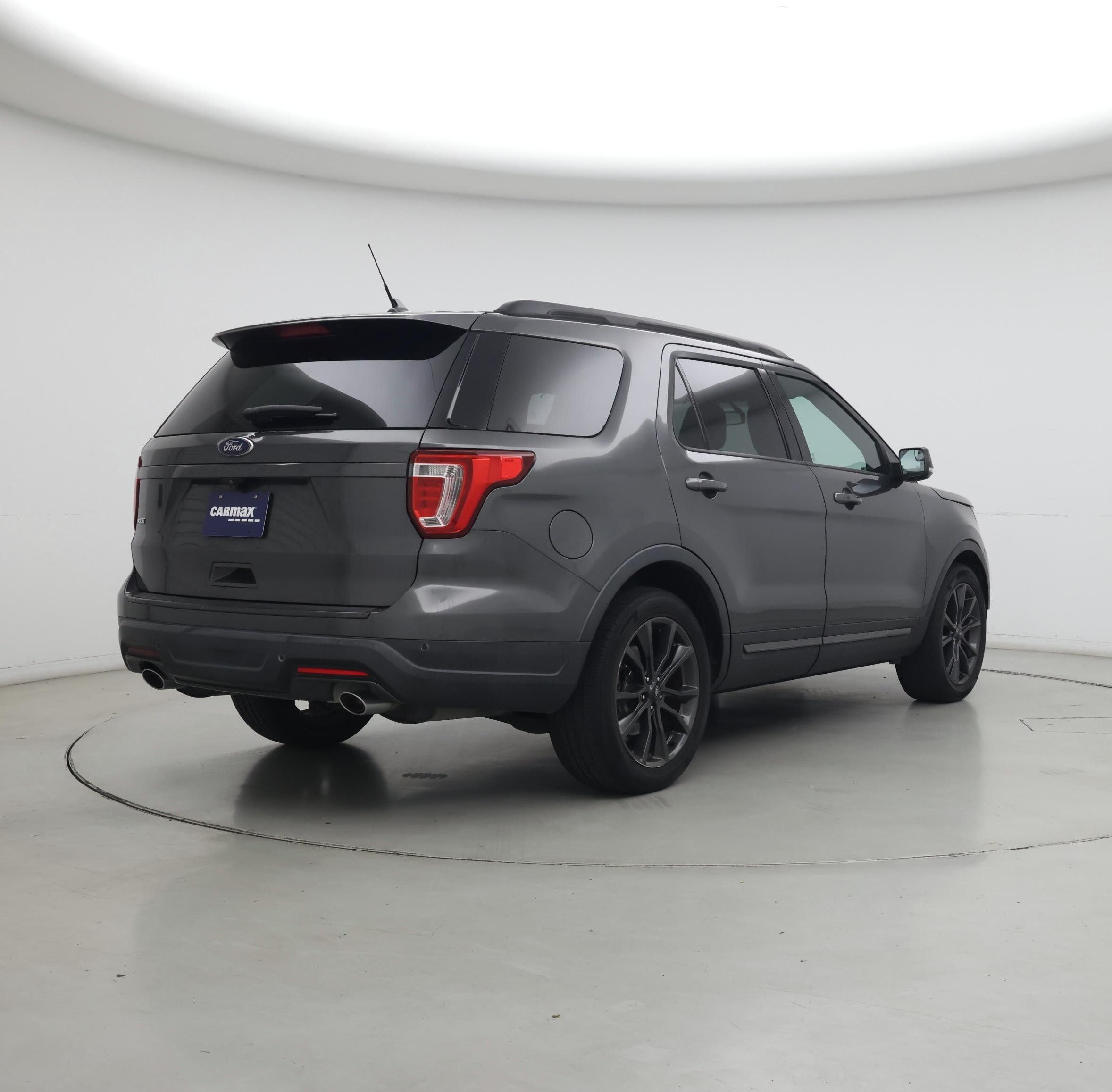 Thumbnail: 2018 Ford Explorer - 8