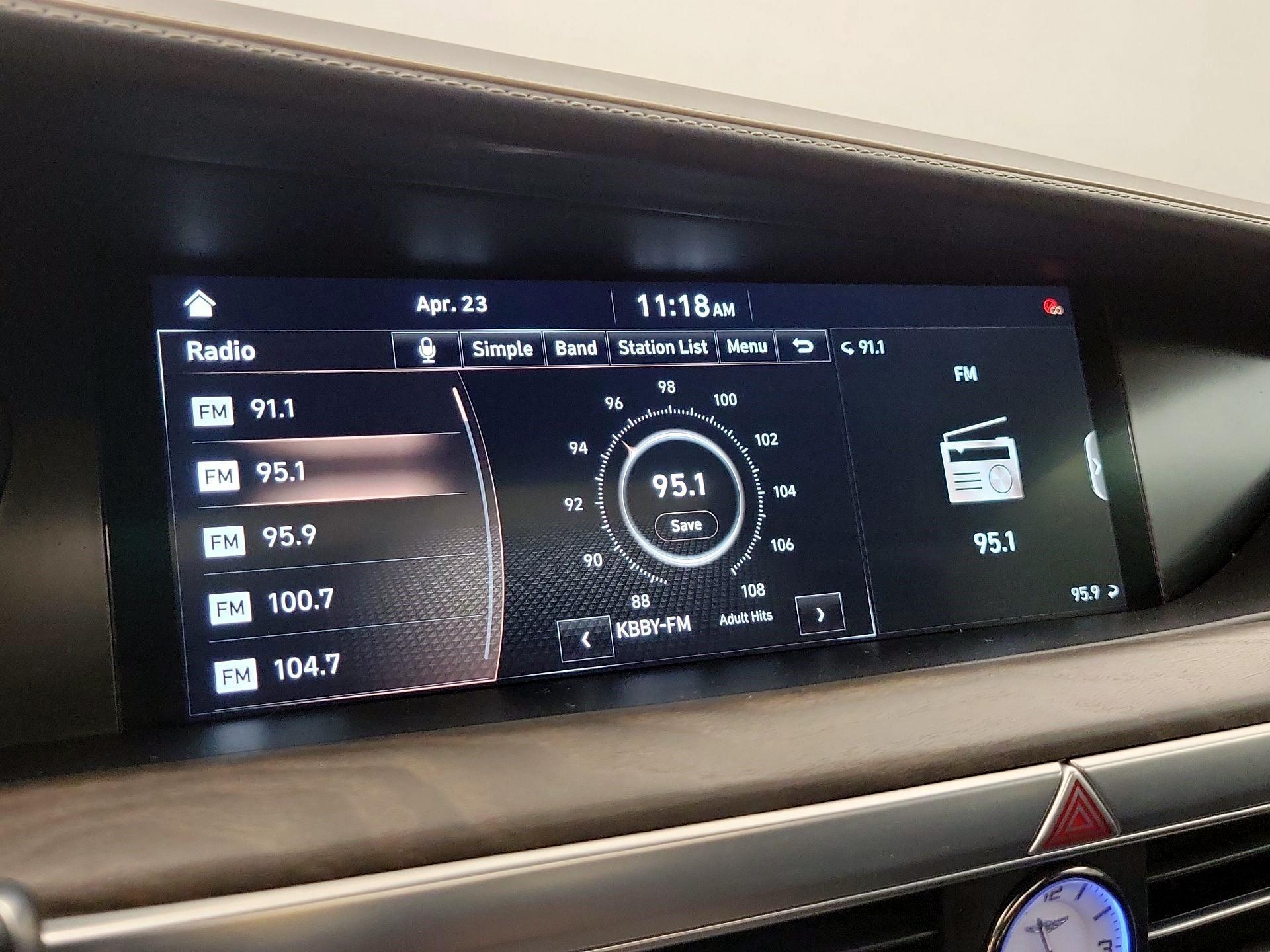 Thumbnail: 2020 Genesis G90 - 16