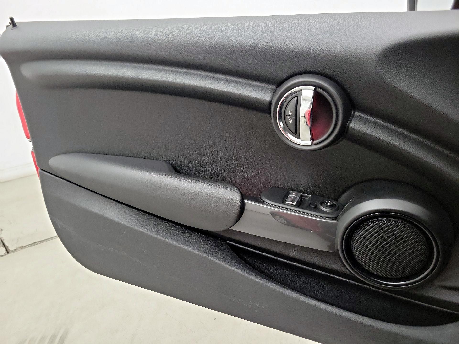 Thumbnail: 2019 MINI Cooper Hardtop - 12