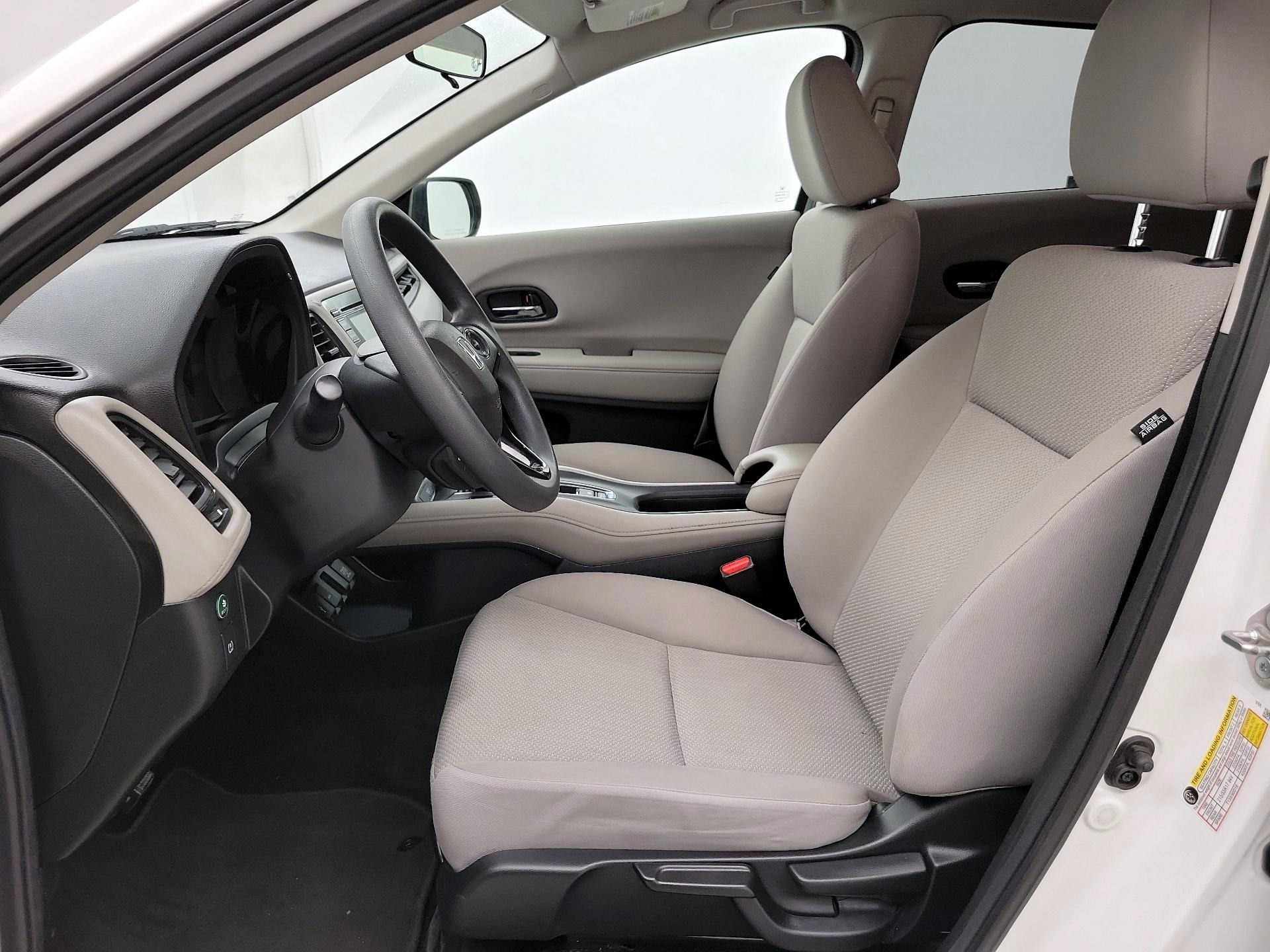 Thumbnail: 2017 Honda HR-V - 11