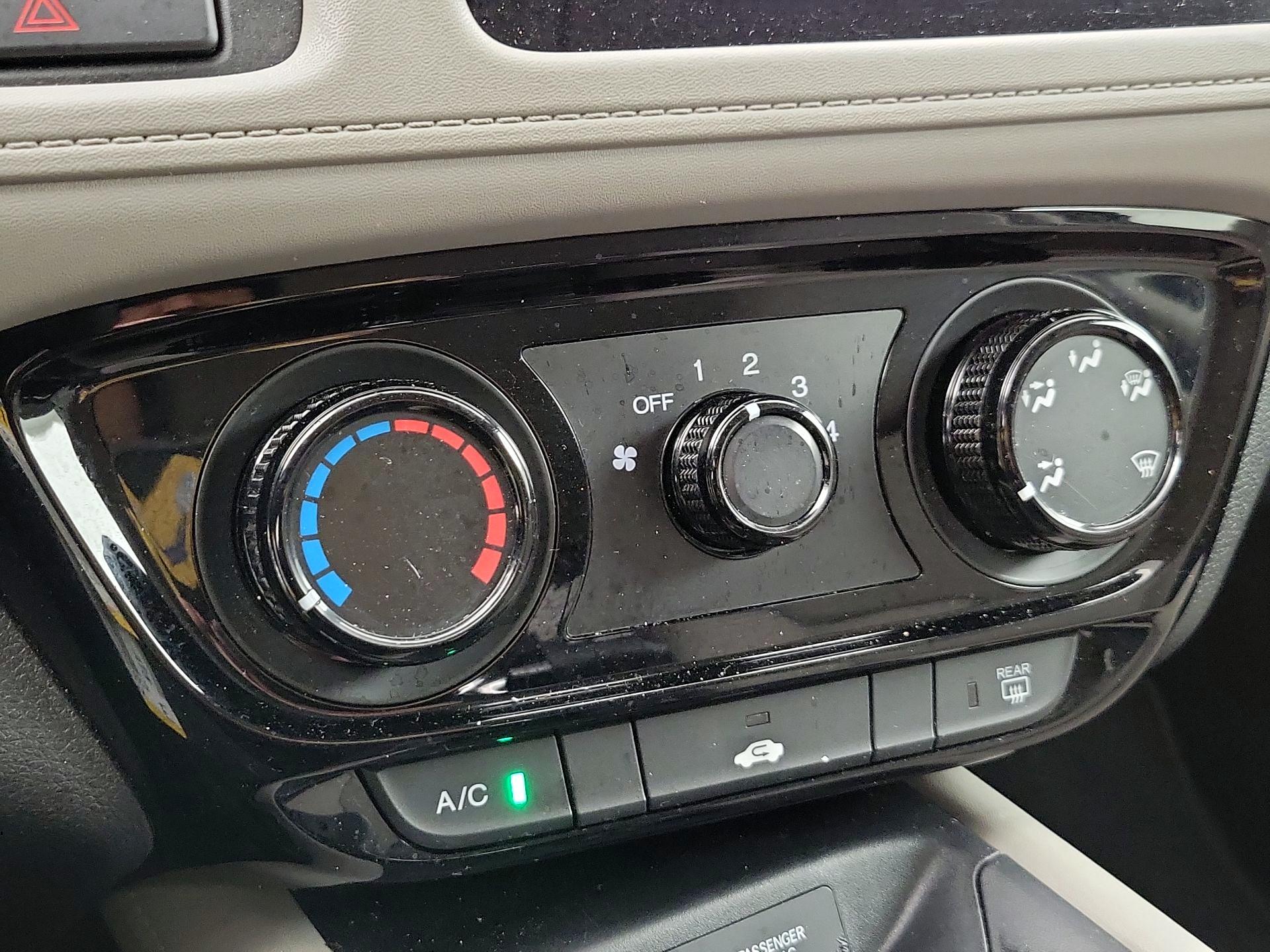 Thumbnail: 2017 Honda HR-V - 16