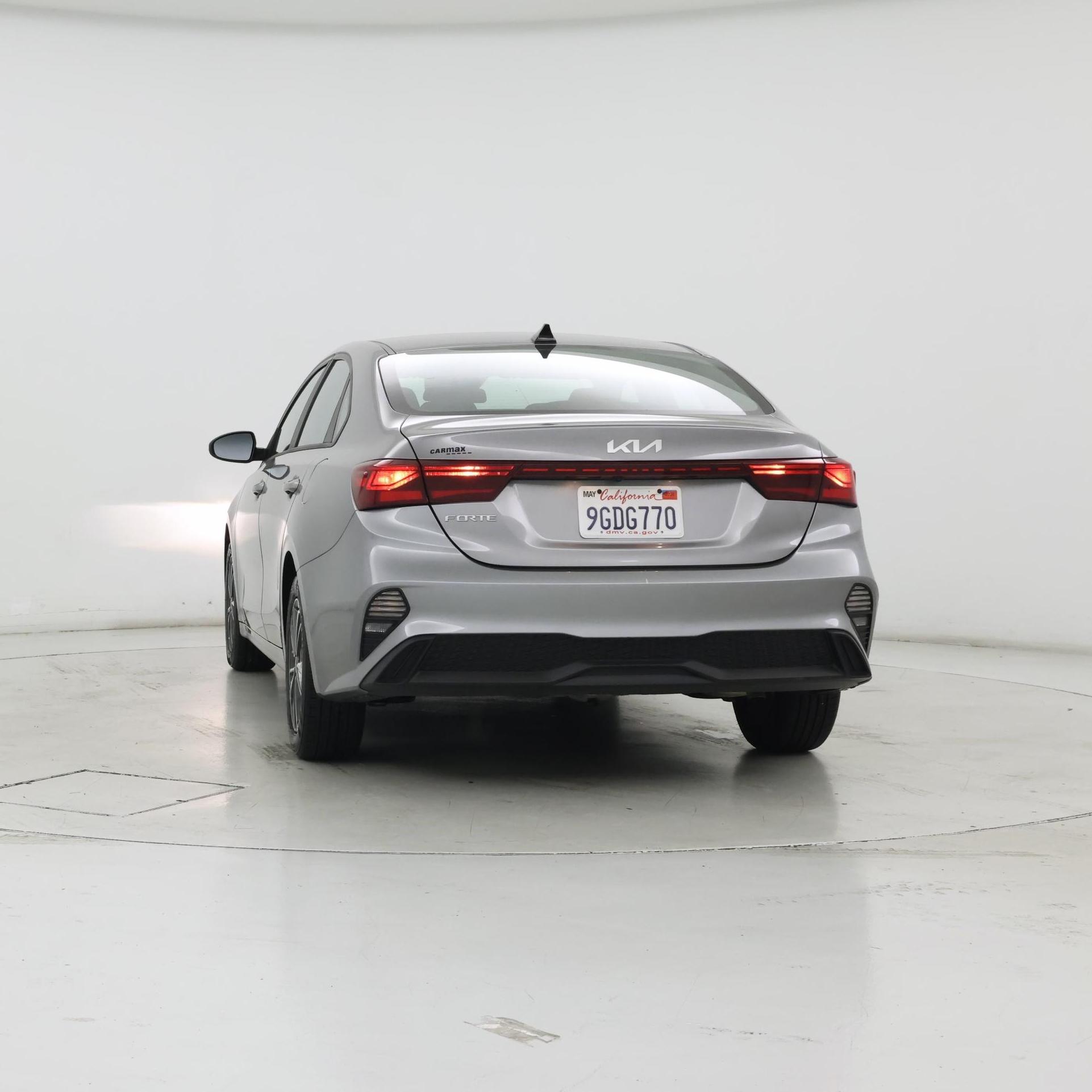 Thumbnail: 2023 Kia Forte - 6
