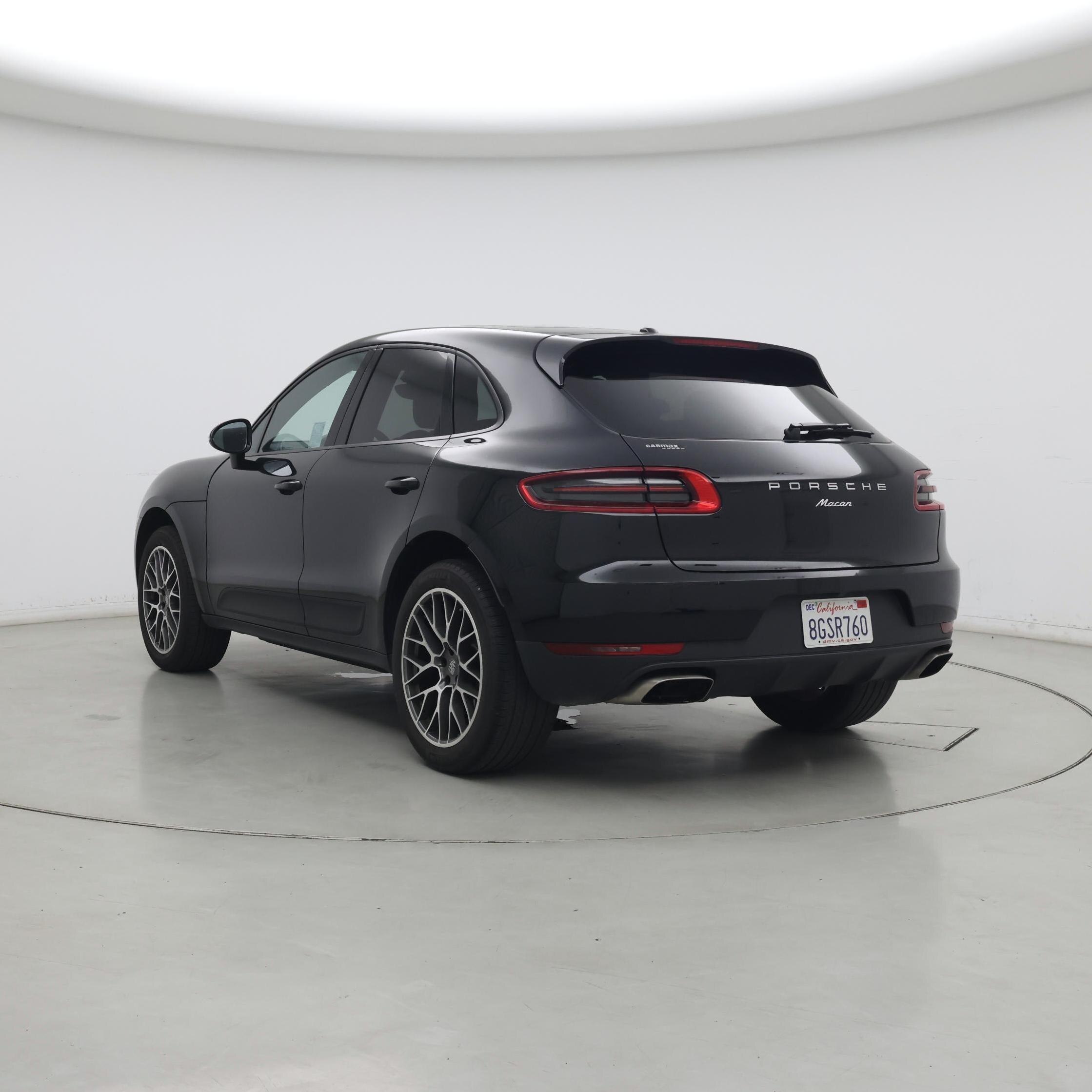 Thumbnail: 2018 Porsche Macan - 2