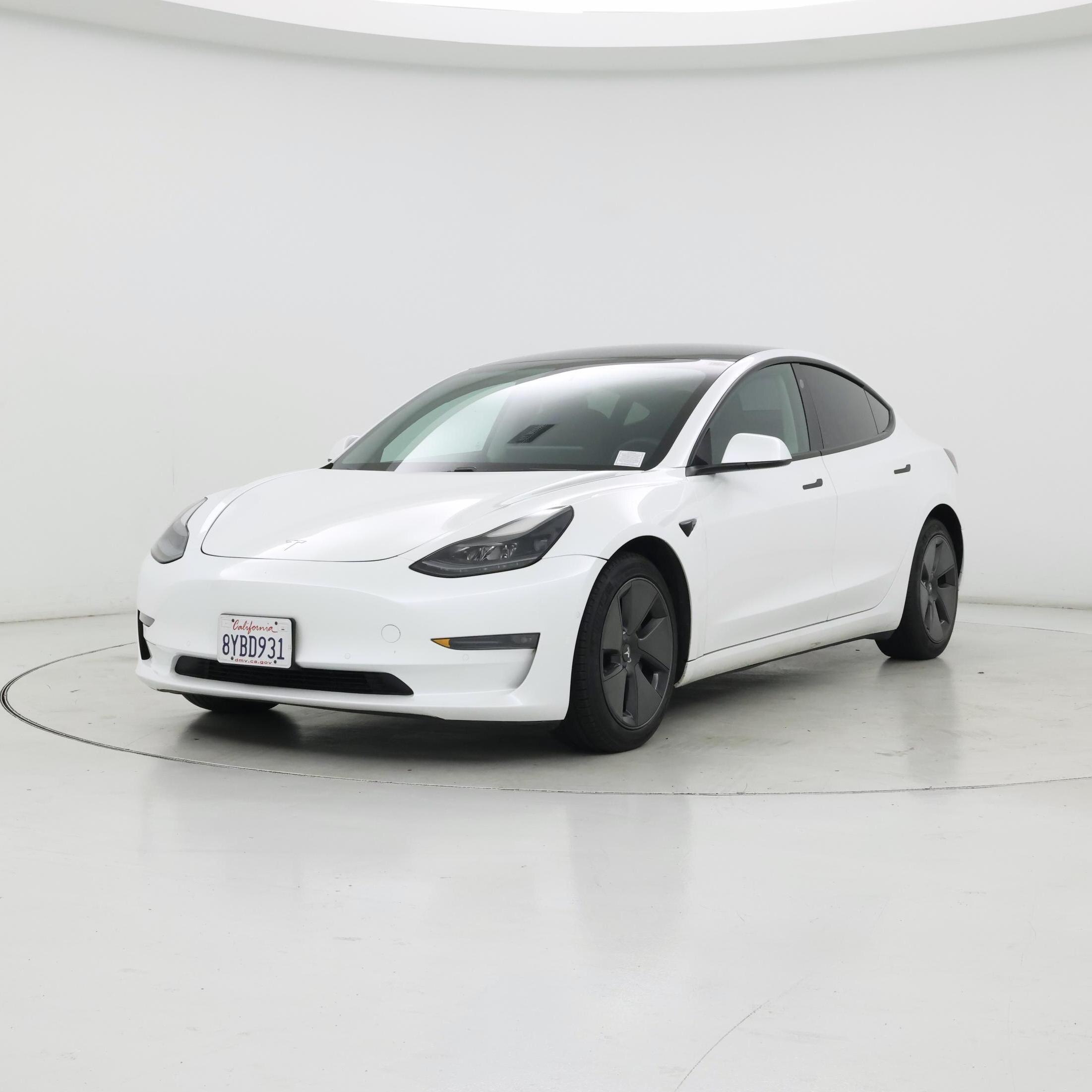 Thumbnail: 2021 Tesla Model 3 - 4