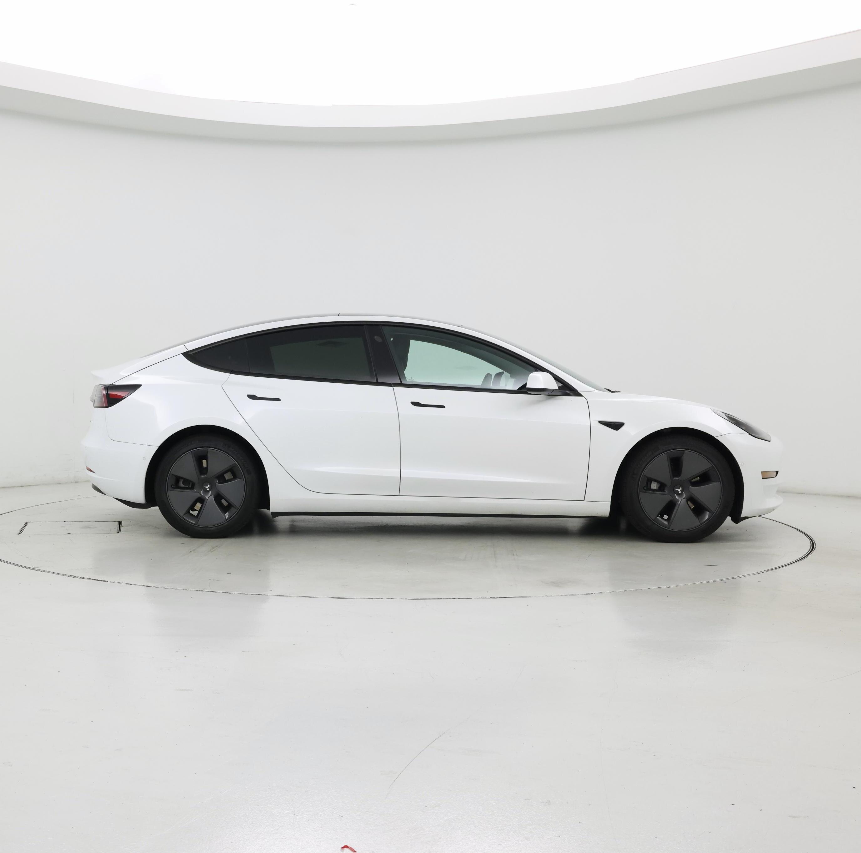 Thumbnail: 2021 Tesla Model 3 - 7