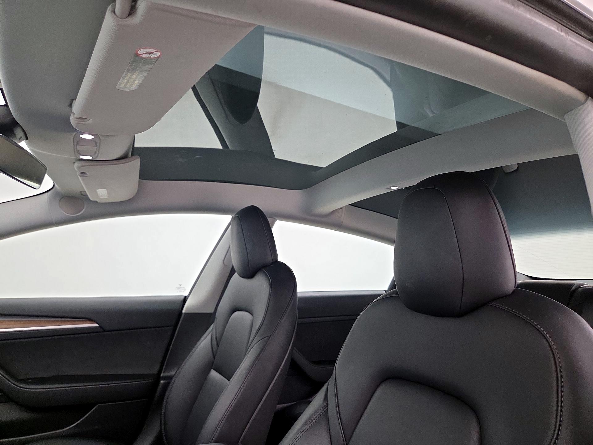 Thumbnail: 2022 Tesla Model 3 - 18
