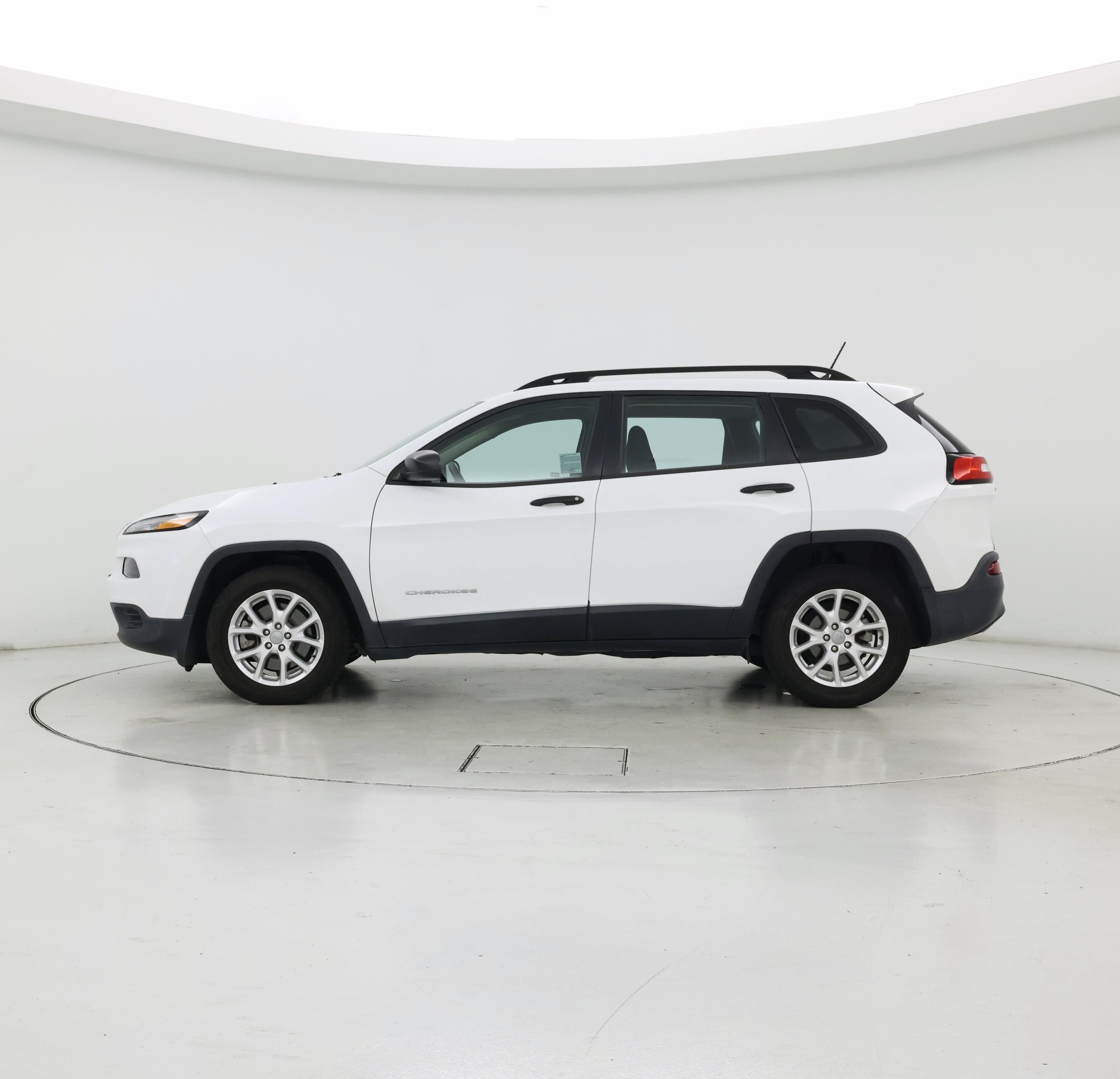 Thumbnail: 2016 Jeep Cherokee - 3