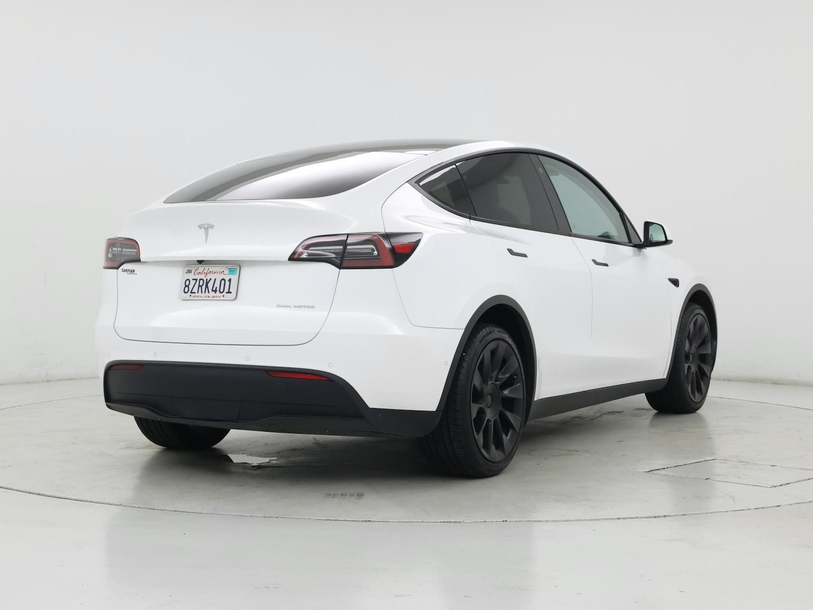 2022 Tesla Model Y Long Range - Photo 9