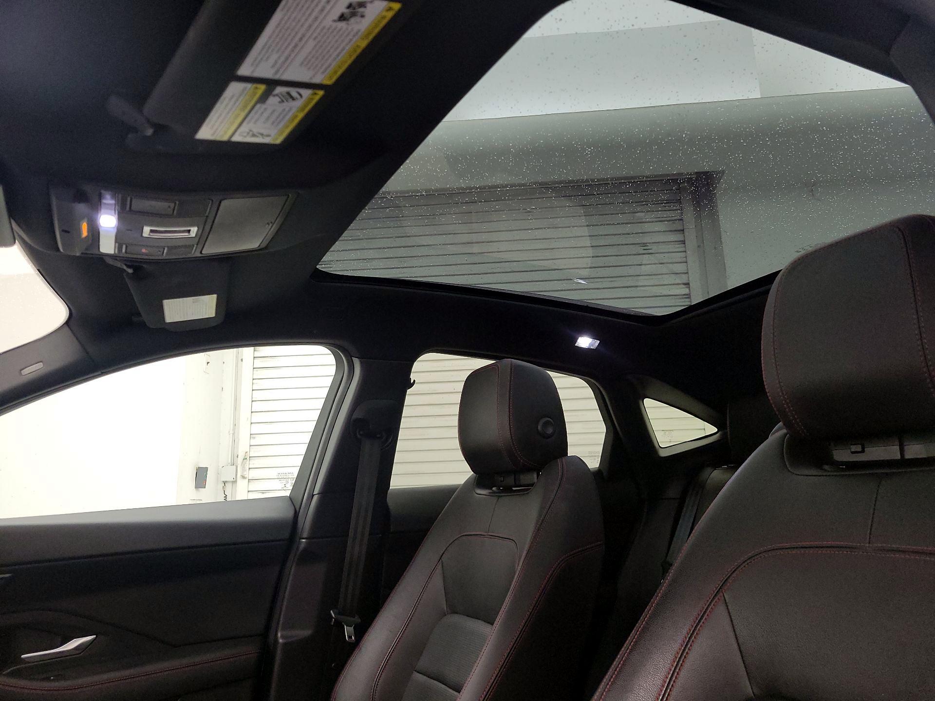 Thumbnail: 2020 Jaguar E-Pace - 18