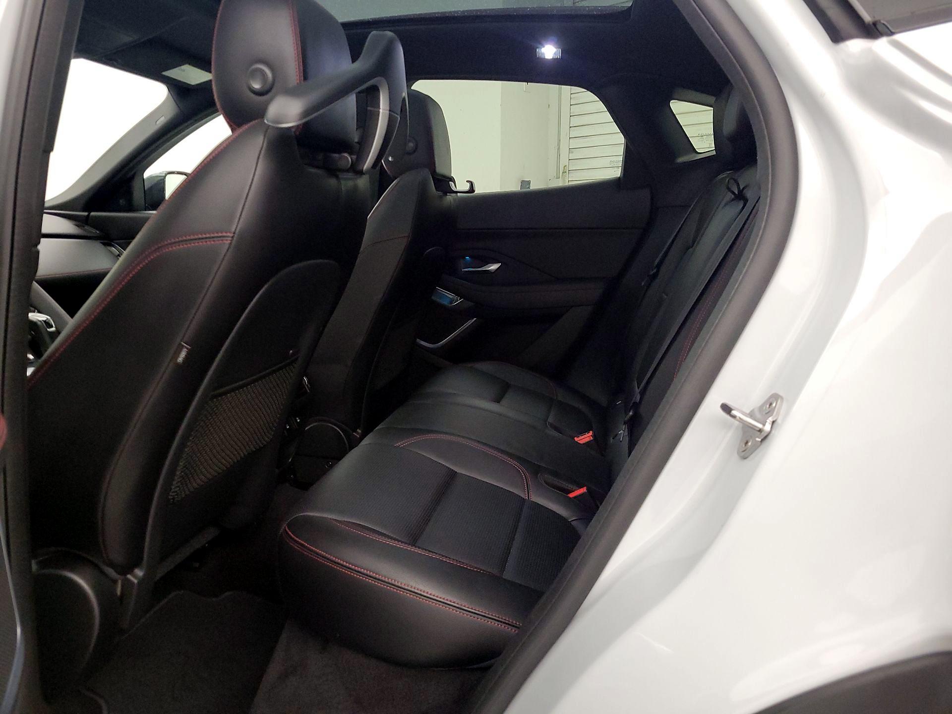 Thumbnail: 2020 Jaguar E-Pace - 19