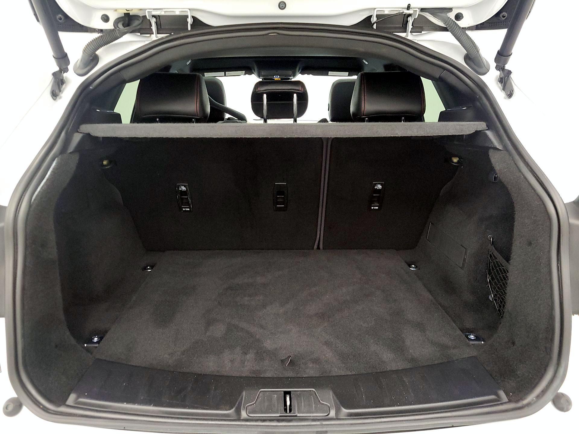 Thumbnail: 2020 Jaguar E-Pace - 20