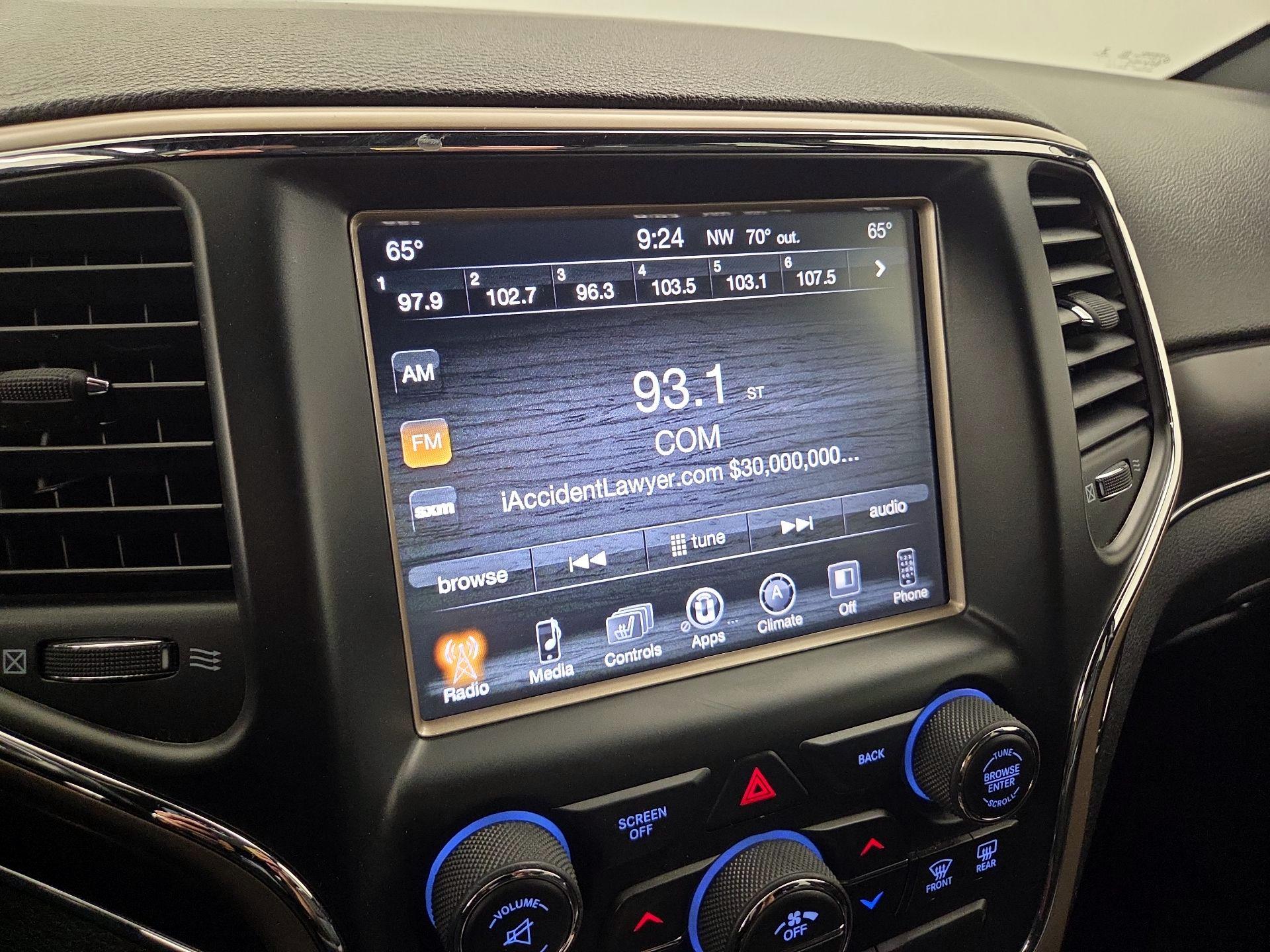 Thumbnail: 2014 Jeep Grand Cherokee - 15