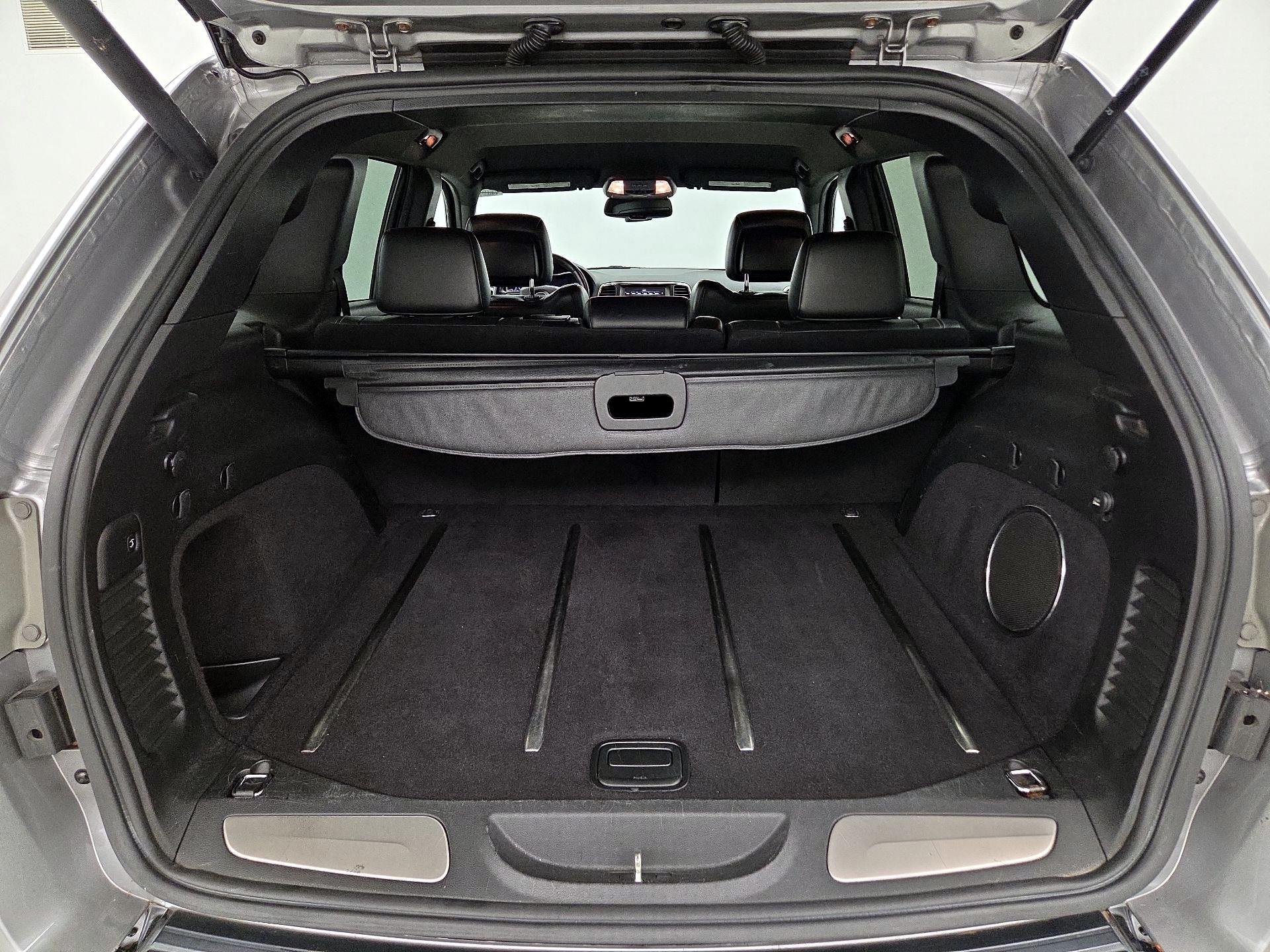 Thumbnail: 2014 Jeep Grand Cherokee - 20