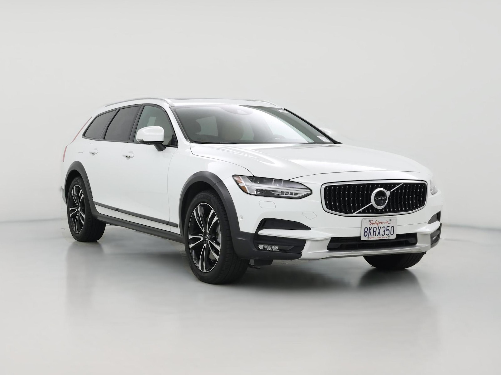 2018 Volvo V90 Cross Country