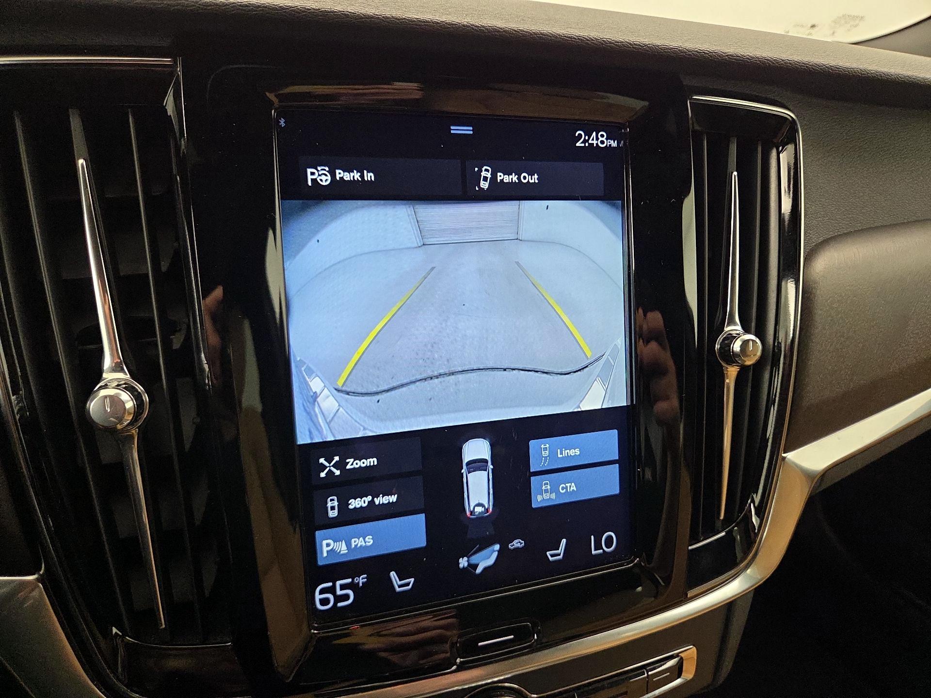 Thumbnail: 2018 Volvo V90 - 15