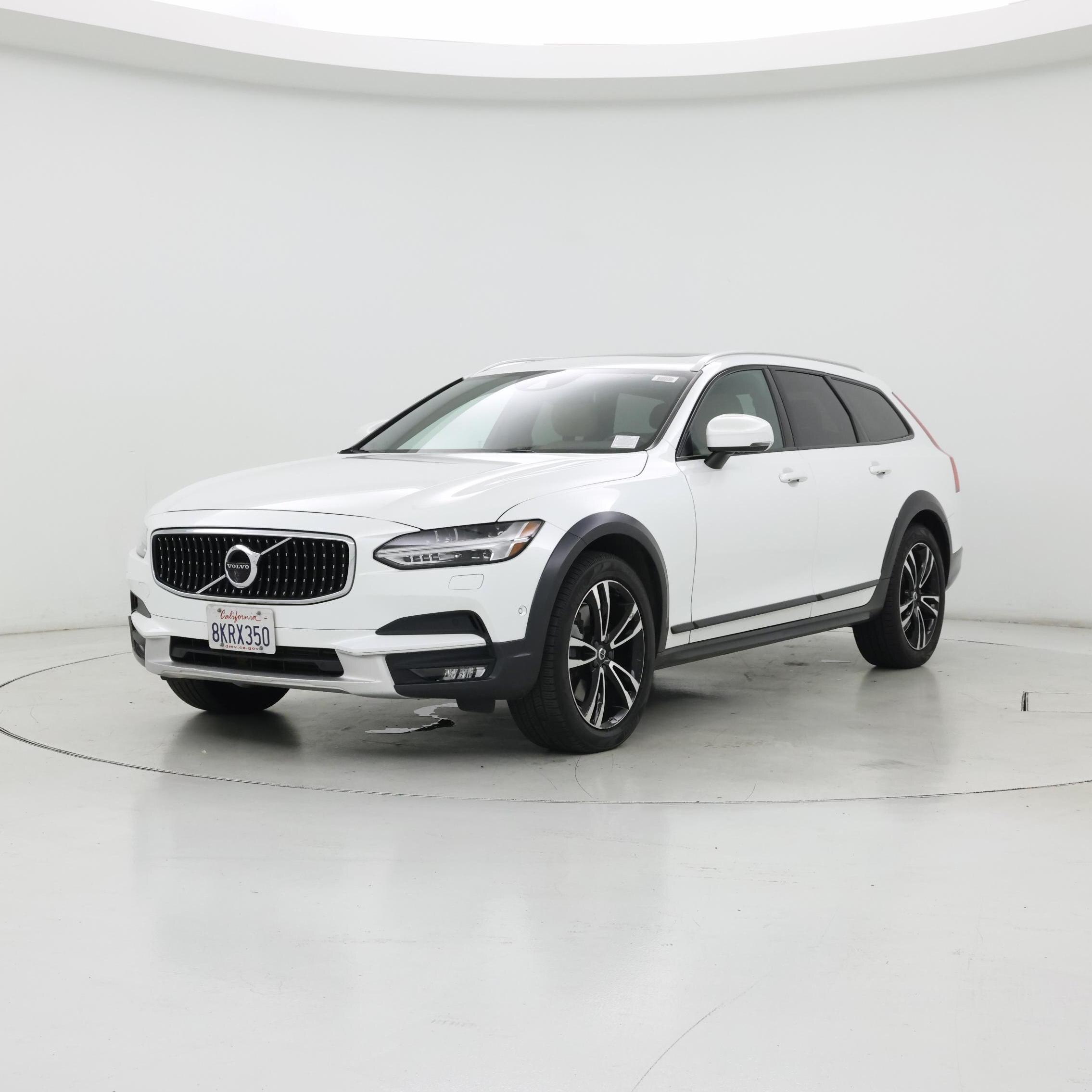 Thumbnail: 2018 Volvo V90 - 4