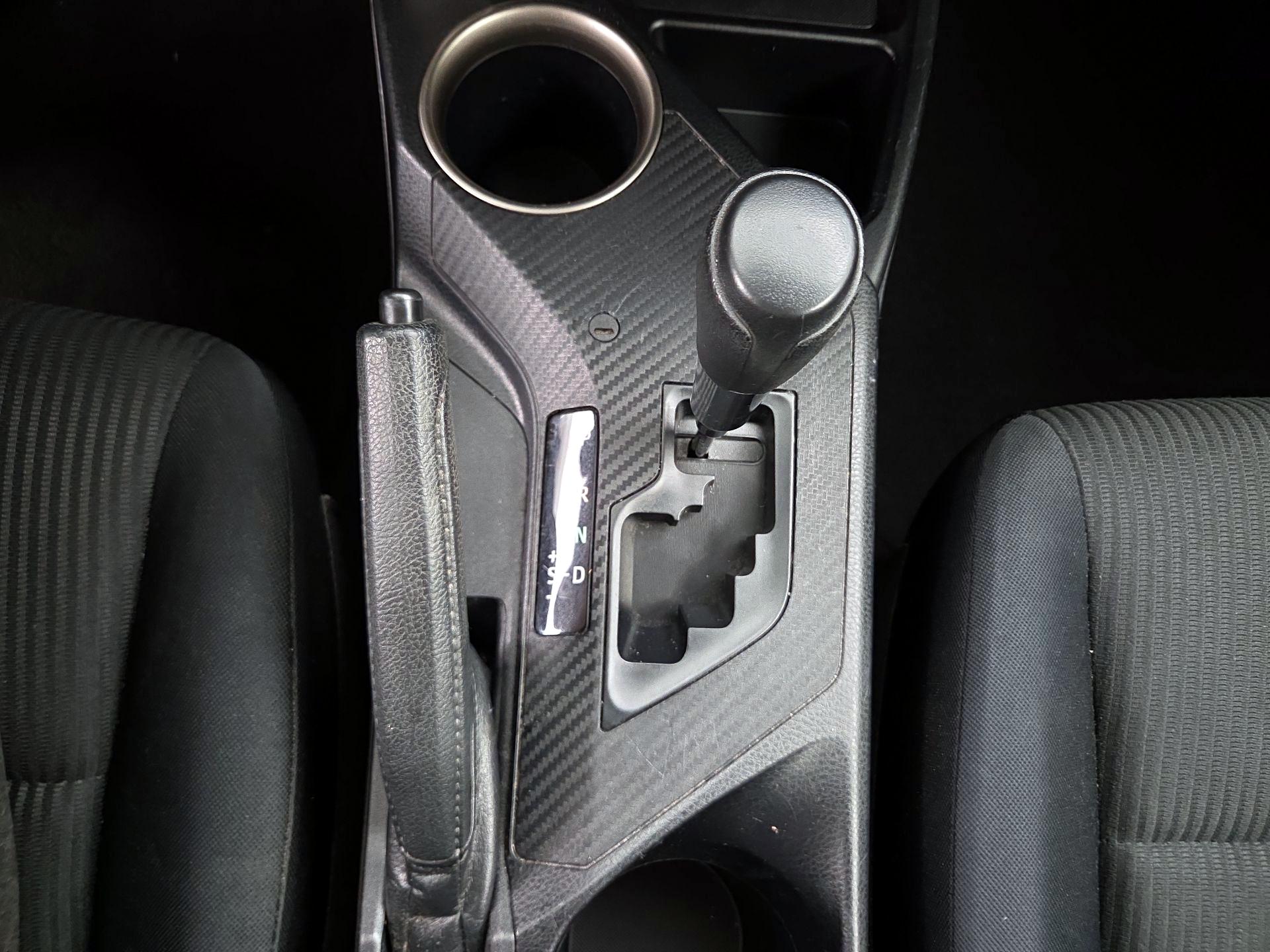 Thumbnail: 2014 Toyota RAV4 - 17