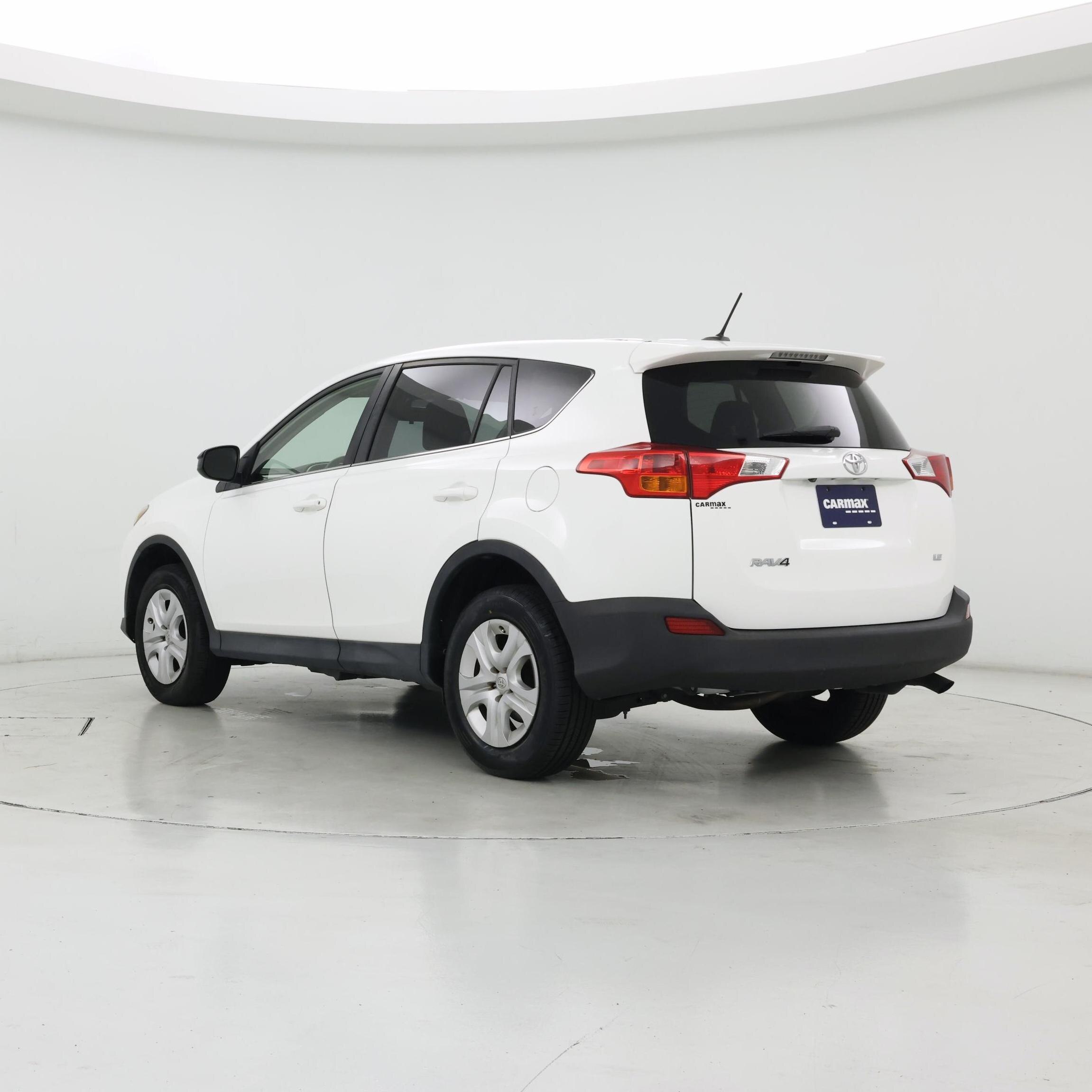 Thumbnail: 2014 Toyota RAV4 - 2