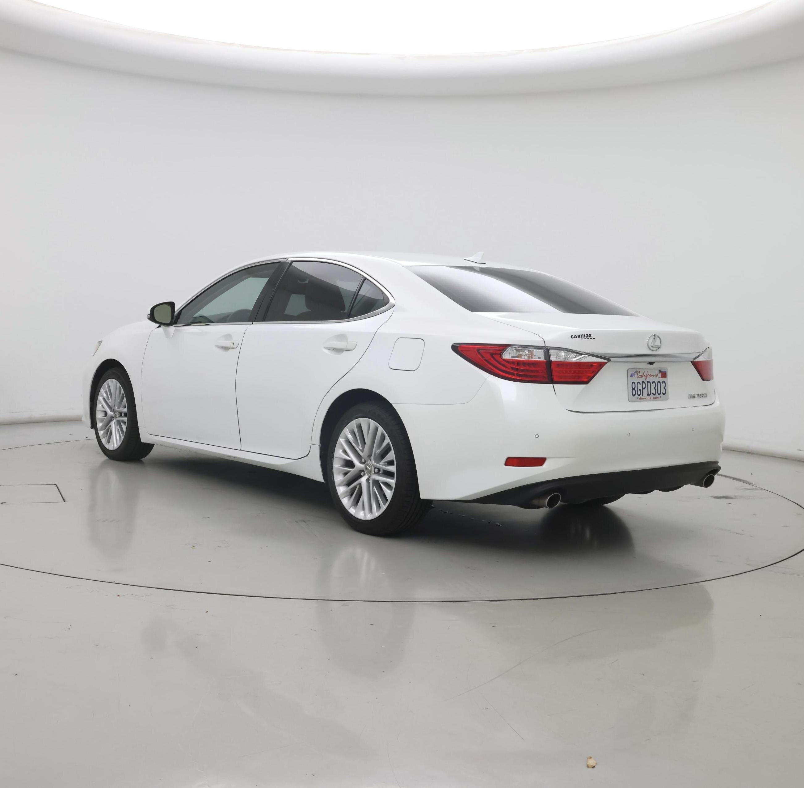 Thumbnail: 2014 Lexus ES - 2