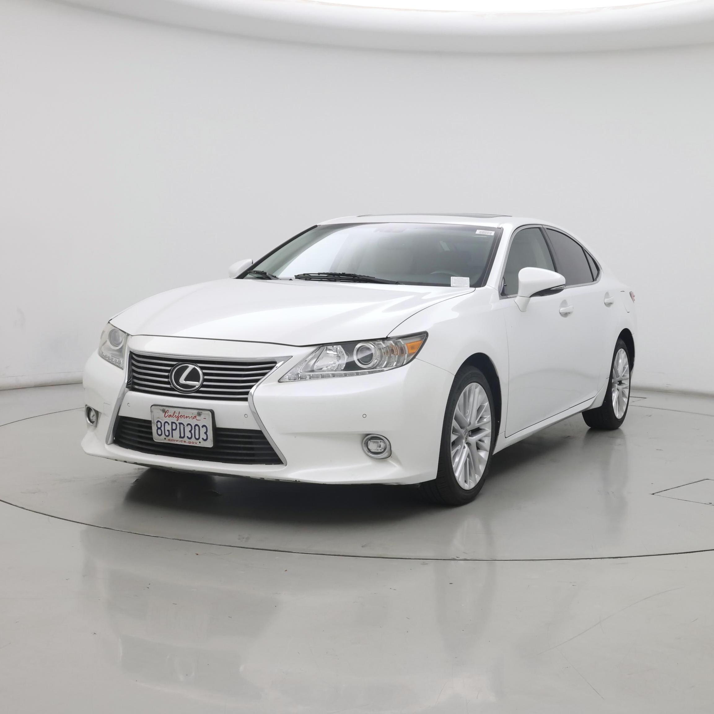 Thumbnail: 2014 Lexus ES - 4