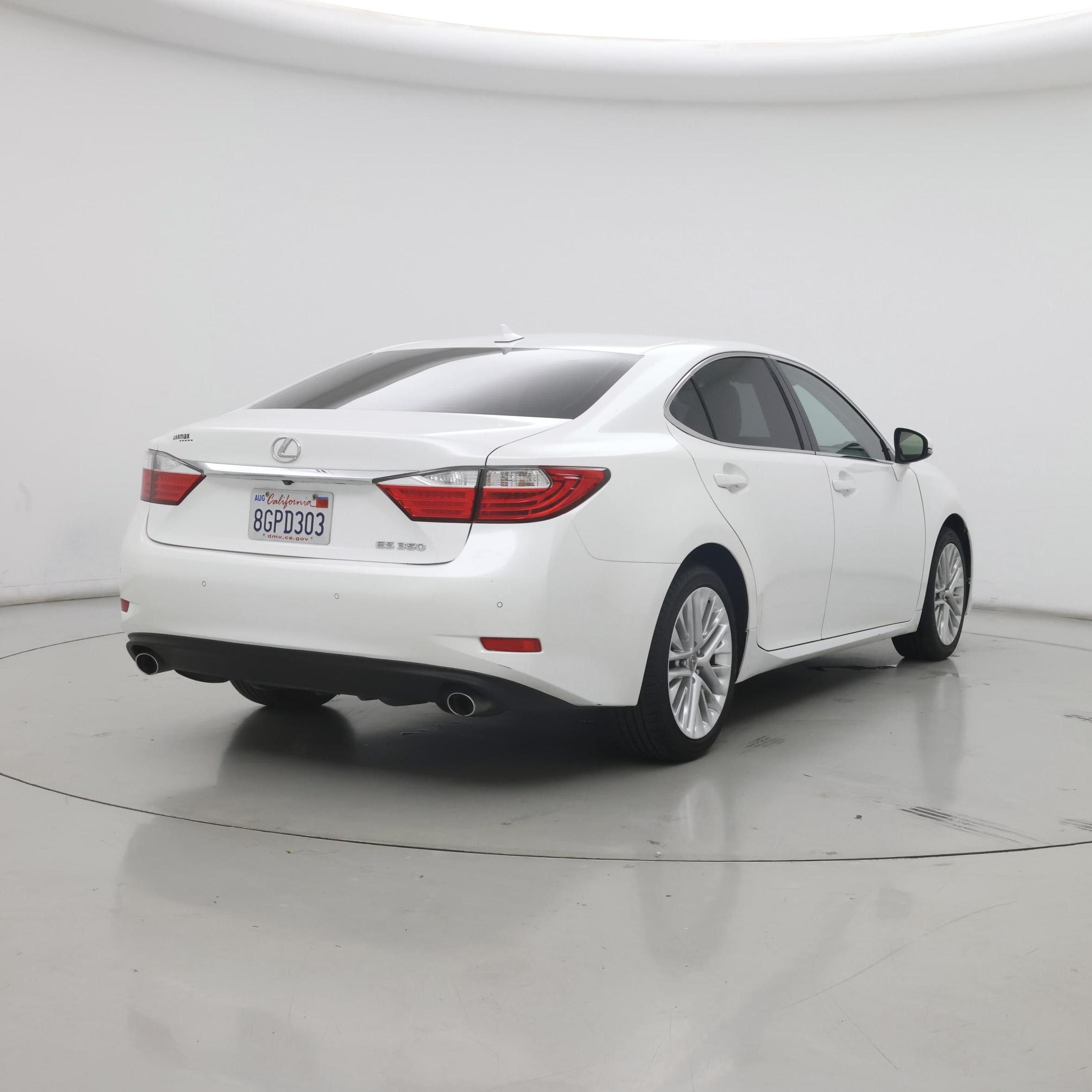 Thumbnail: 2014 Lexus ES - 8
