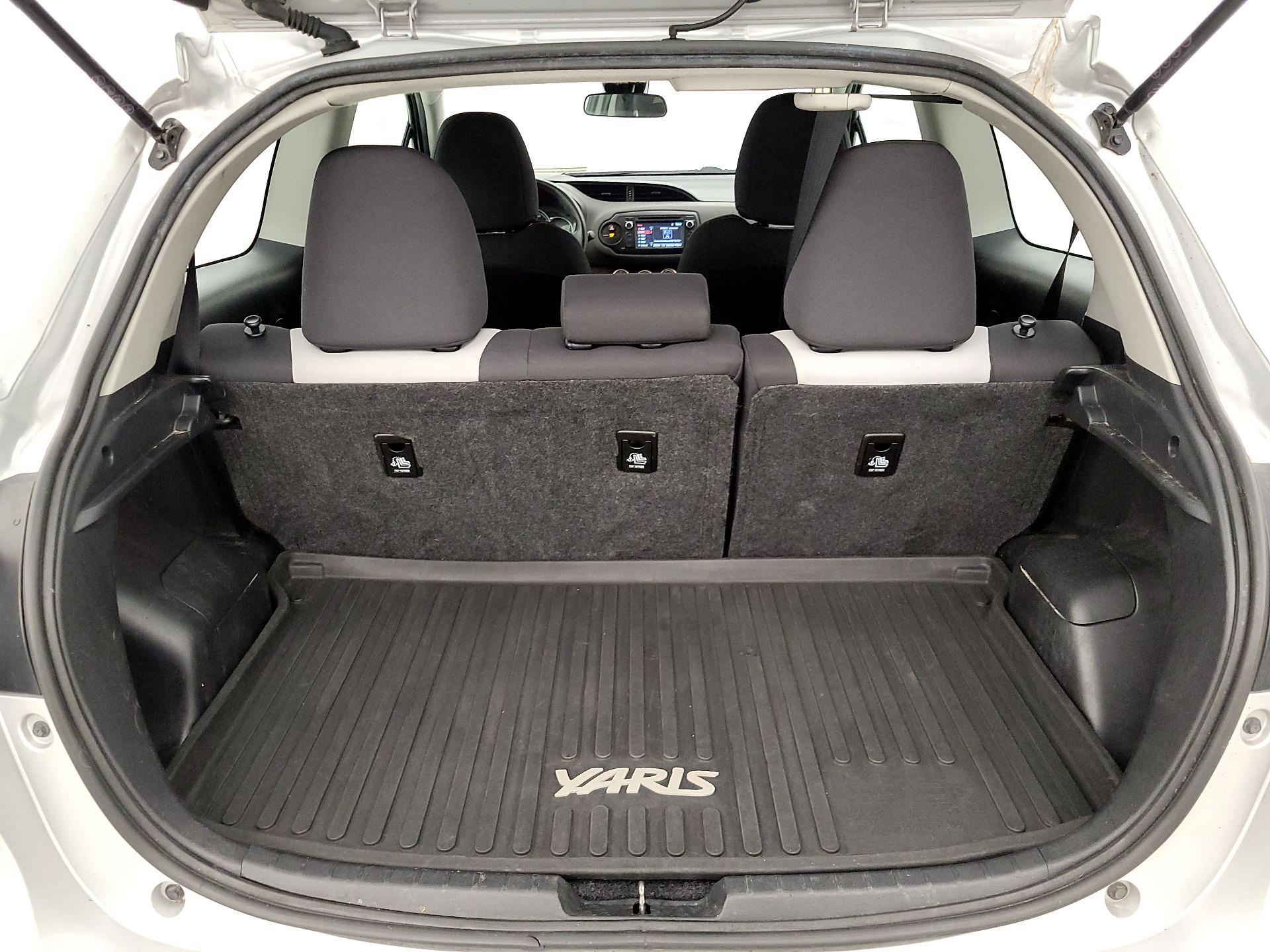 Thumbnail: 2018 Toyota Yaris - 19