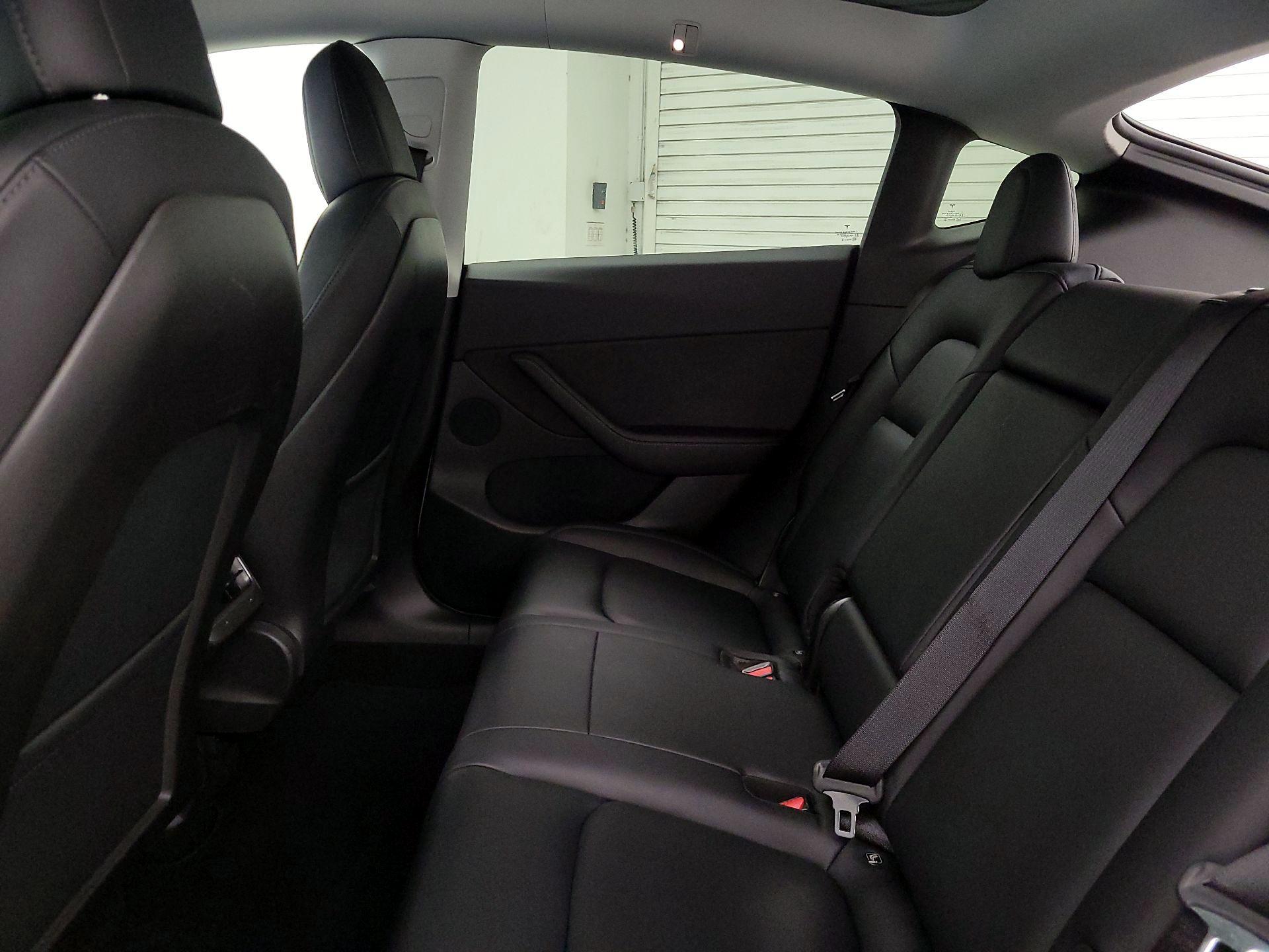 Thumbnail: 2021 Tesla Model Y - 18