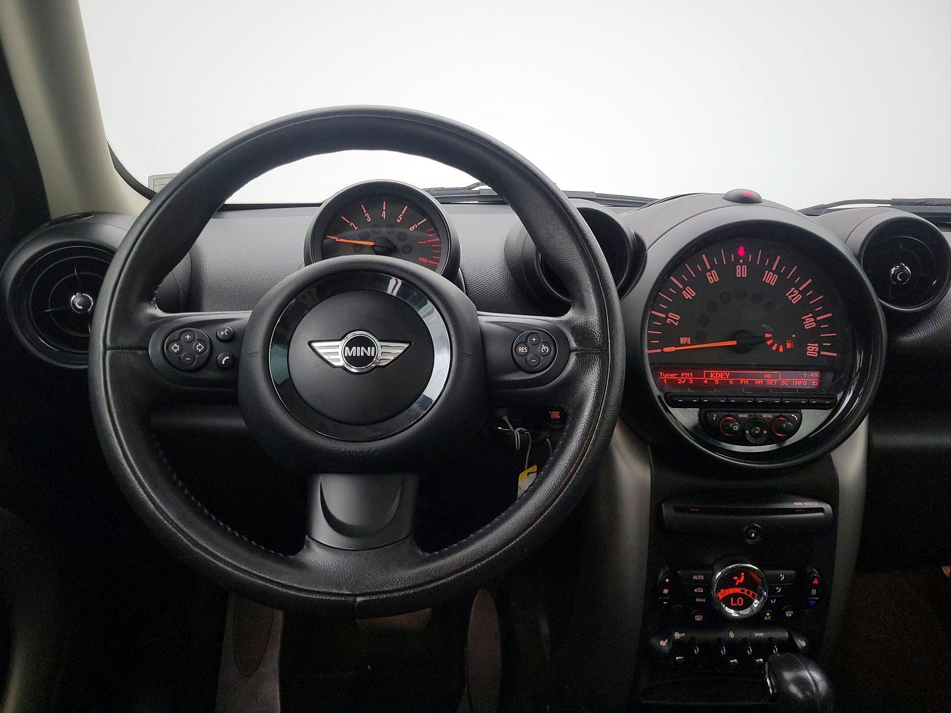 Thumbnail: 2016 MINI Cooper Countryman - 10