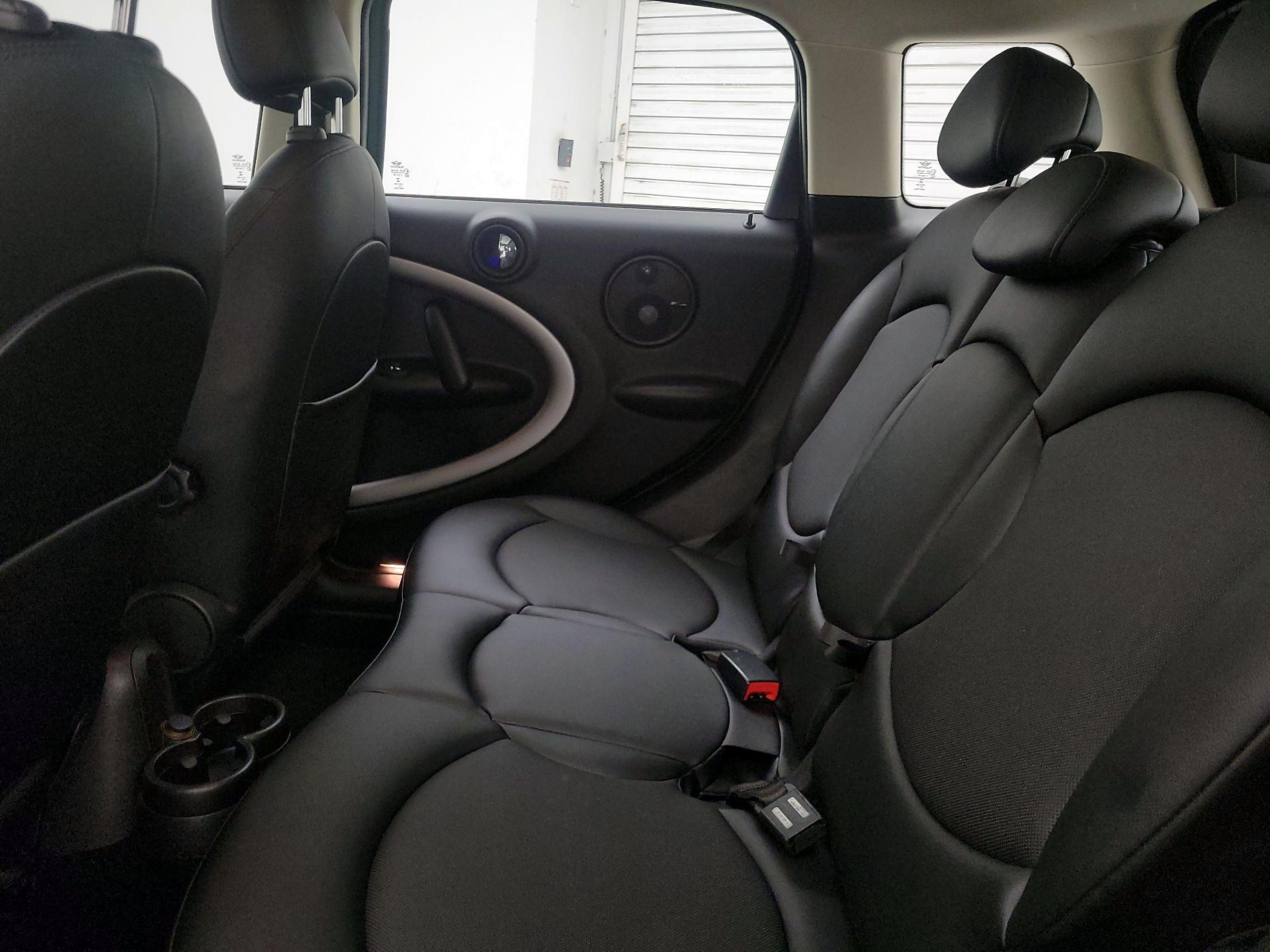 Thumbnail: 2016 MINI Cooper Countryman - 17