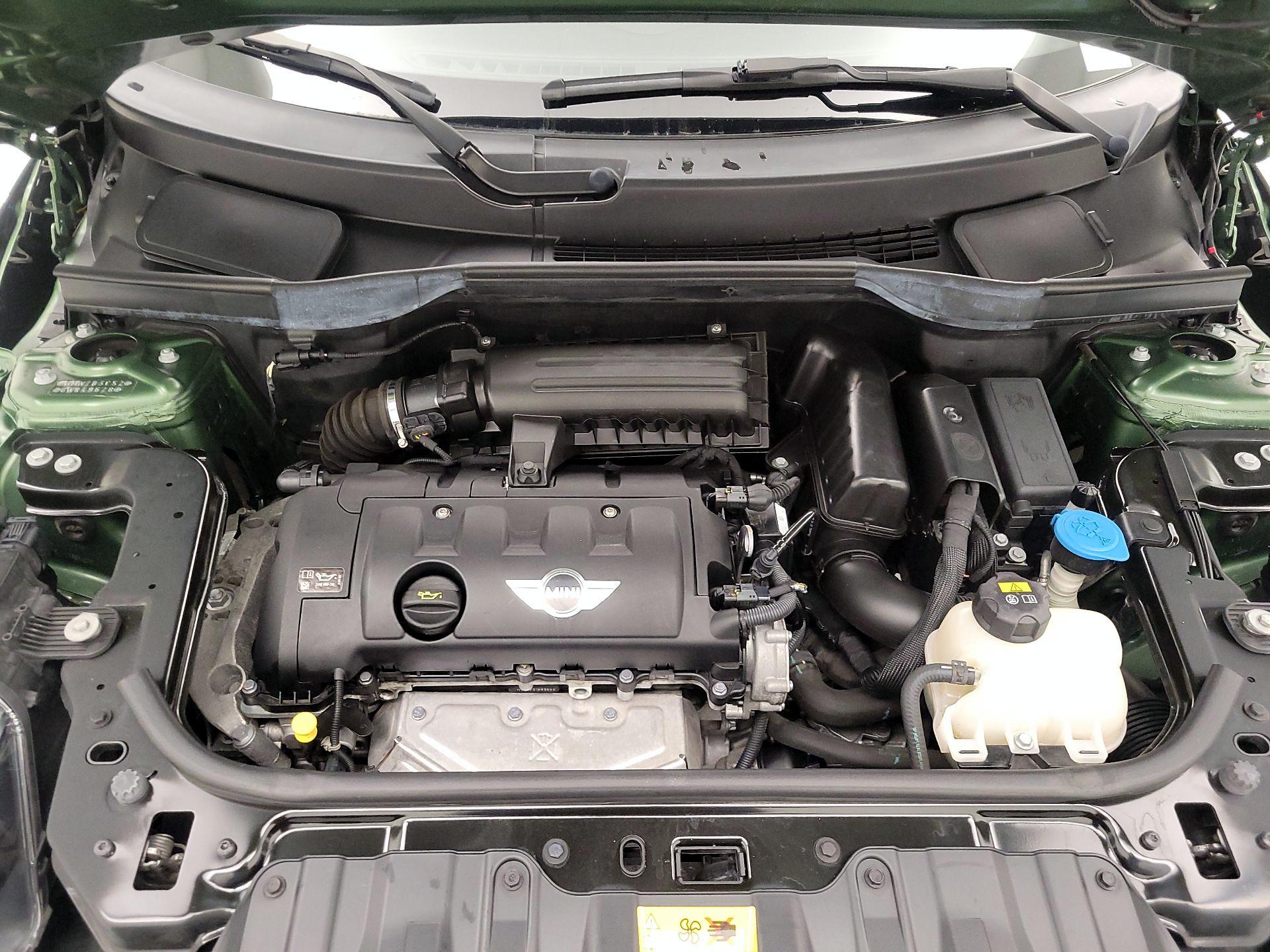 Thumbnail: 2016 MINI Cooper Countryman - 19