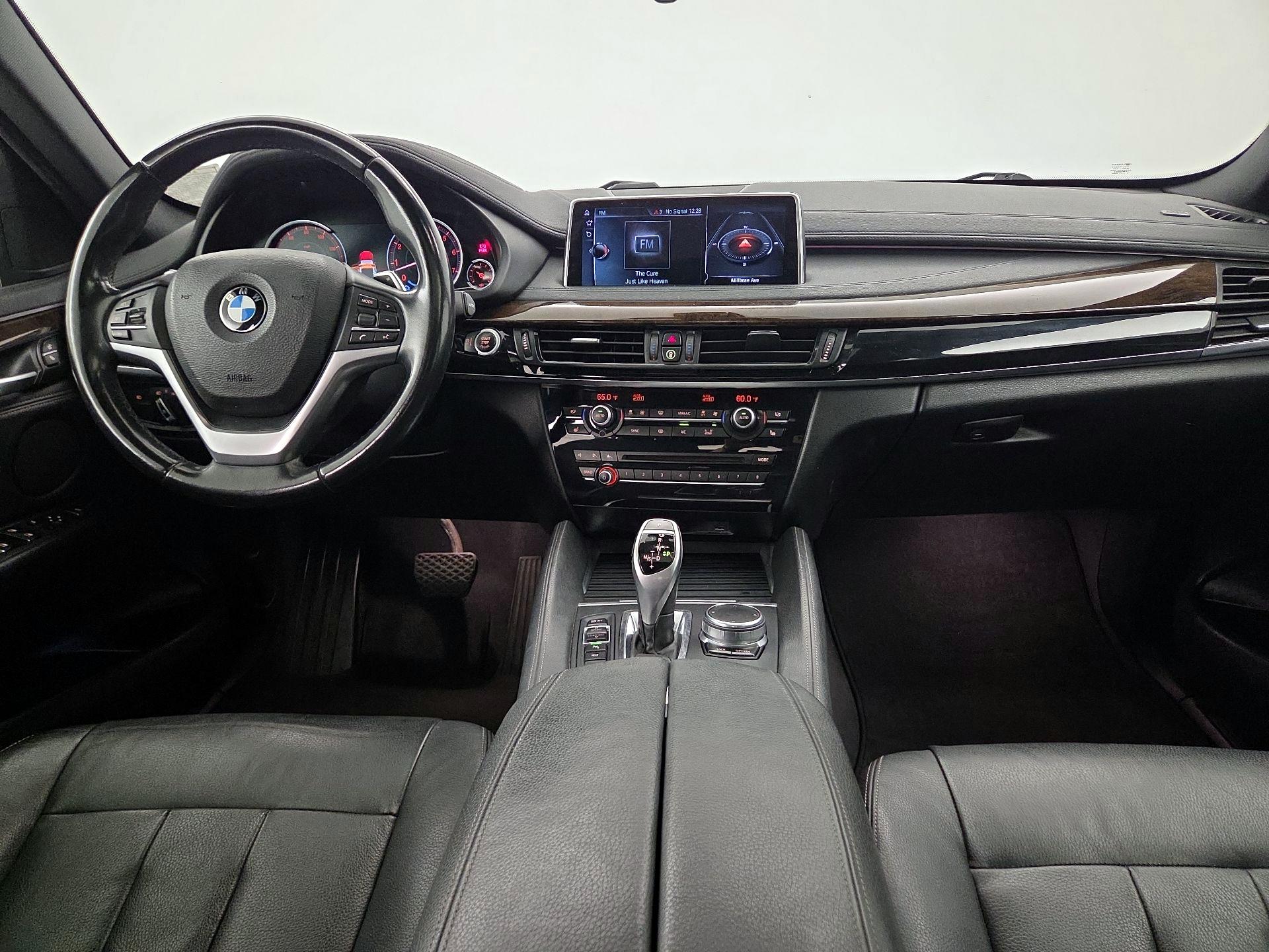 Thumbnail: 2017 BMW X6 - 9
