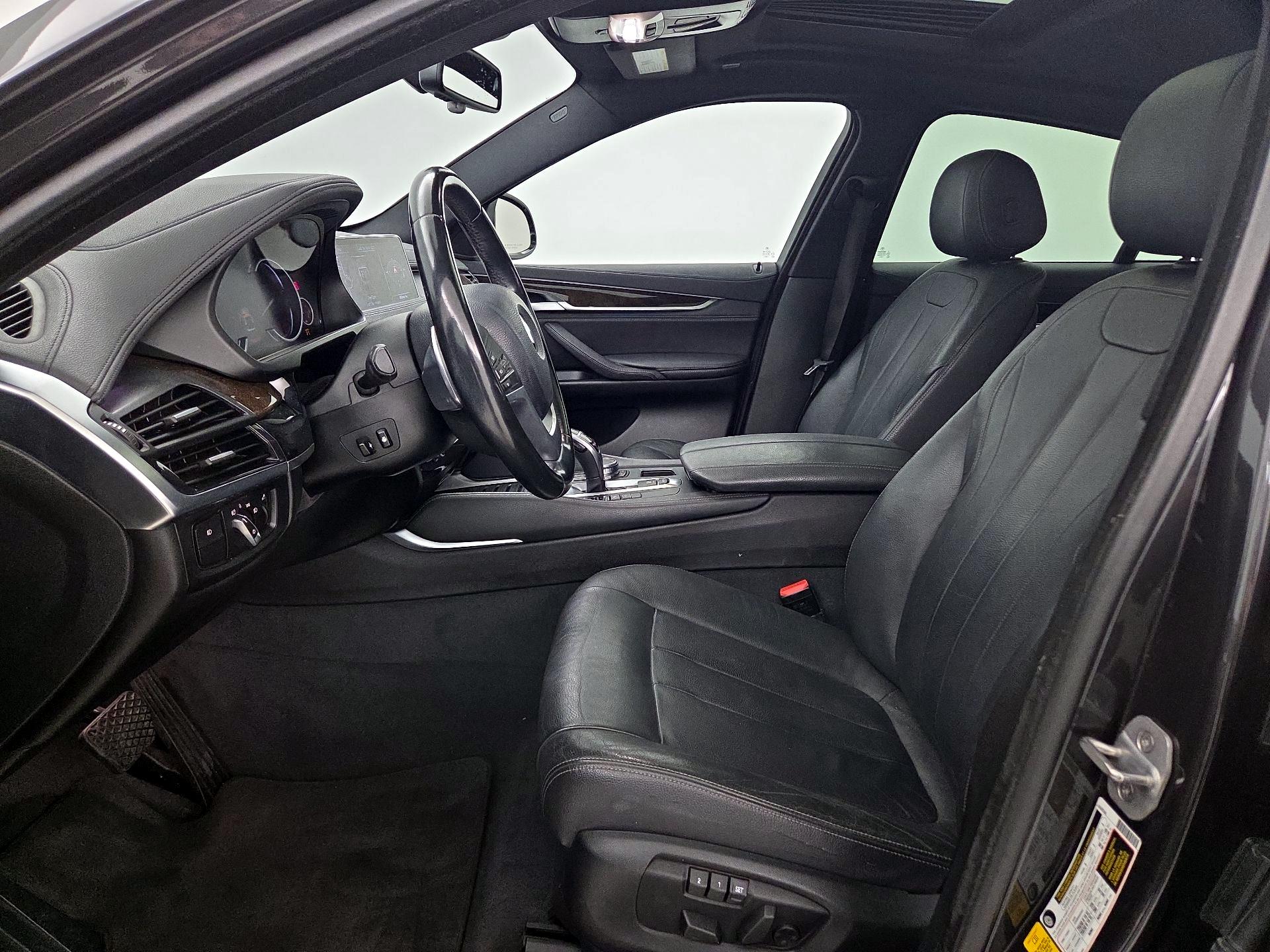 Thumbnail: 2017 BMW X6 - 11