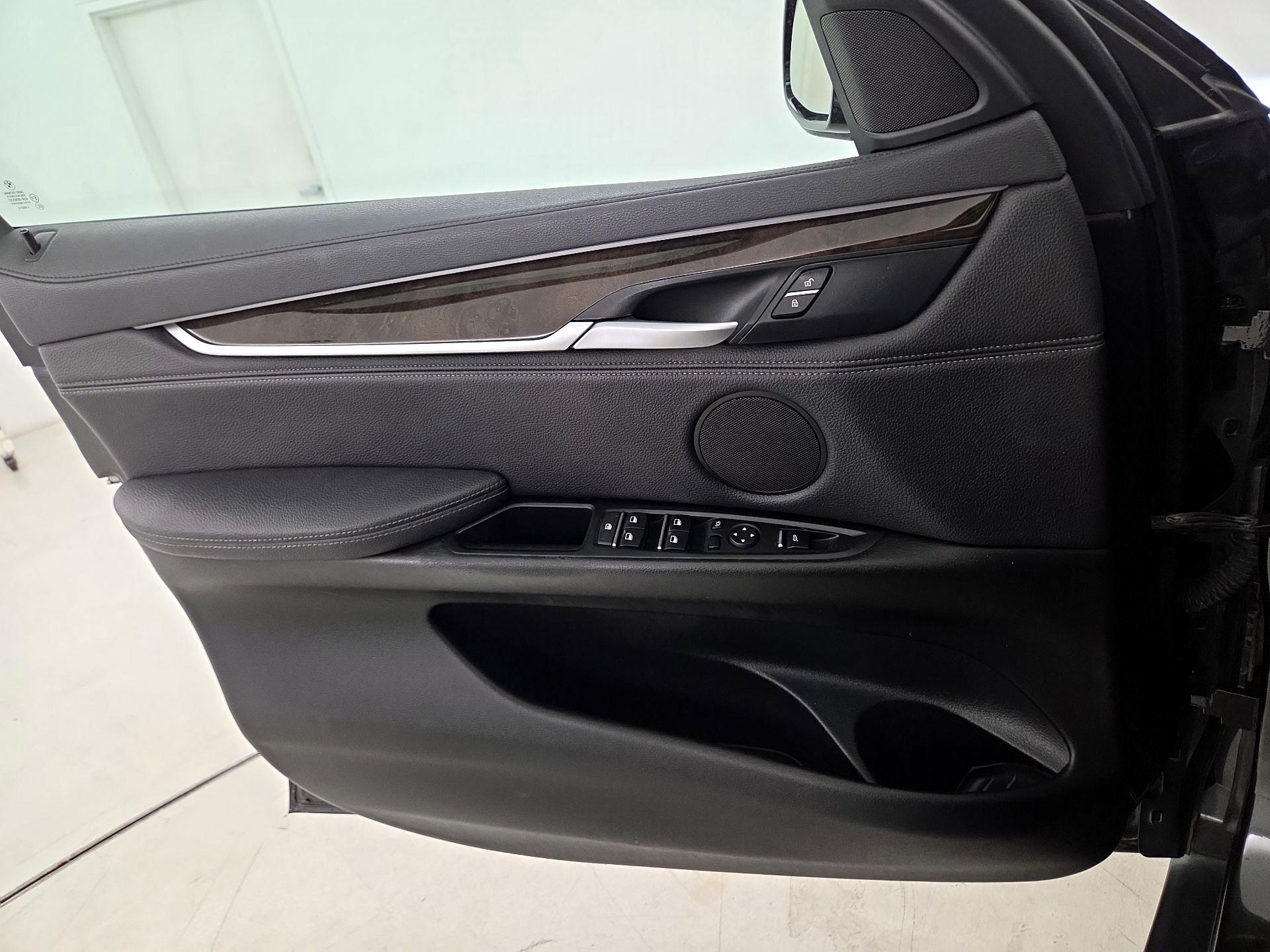 Thumbnail: 2017 BMW X6 - 12