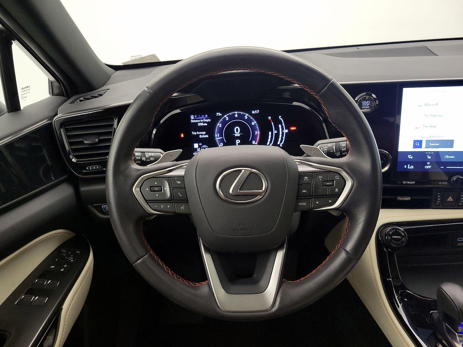 2024 Lexus NX 250 - Photo 11