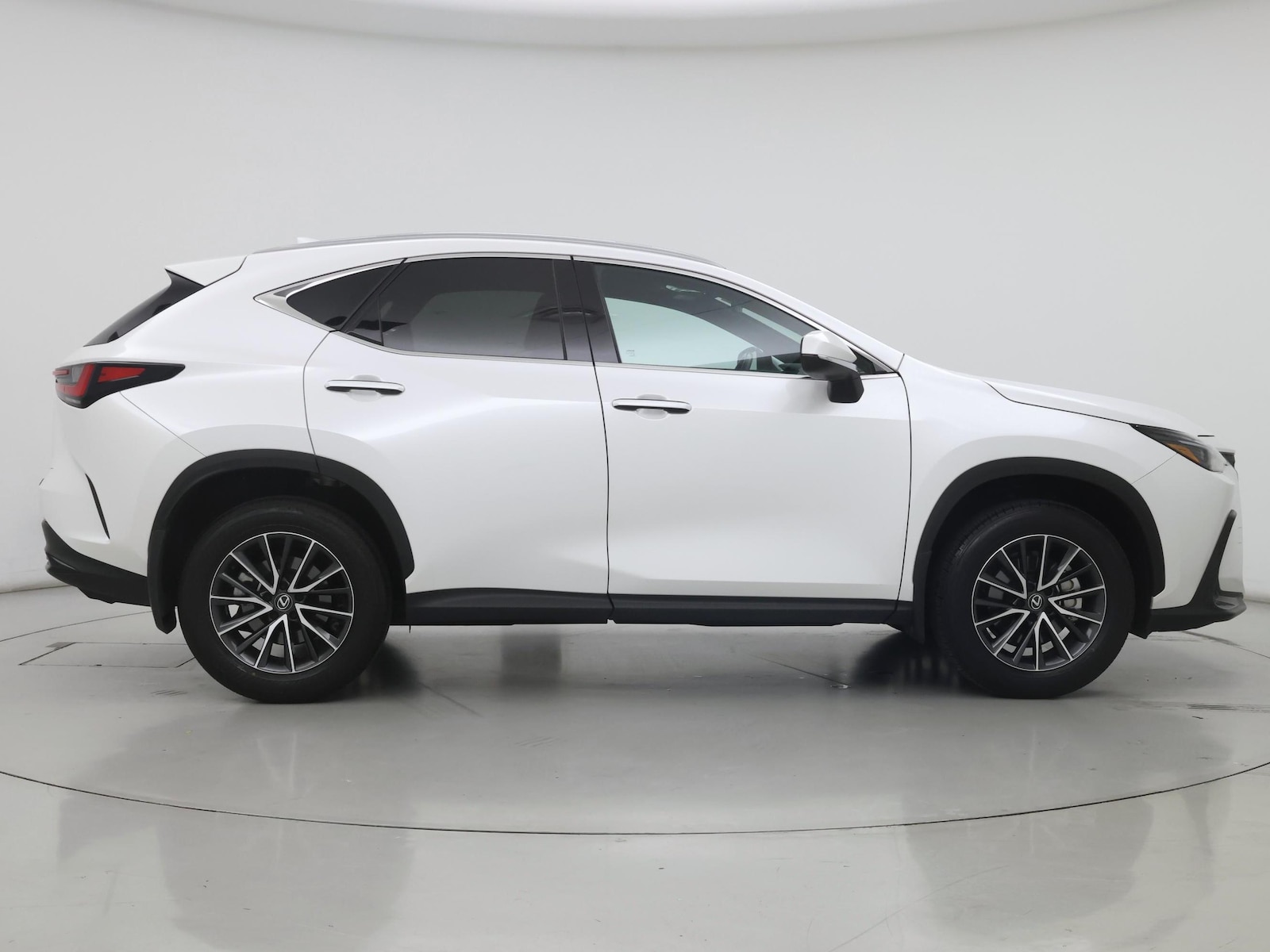 2024 Lexus NX 250 - Photo 8